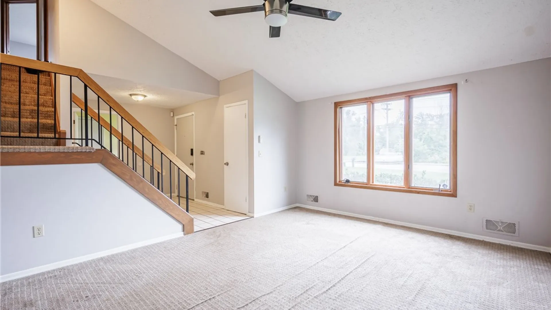 Property at 1010 Maiden Lane, Greece, NY 14615 6