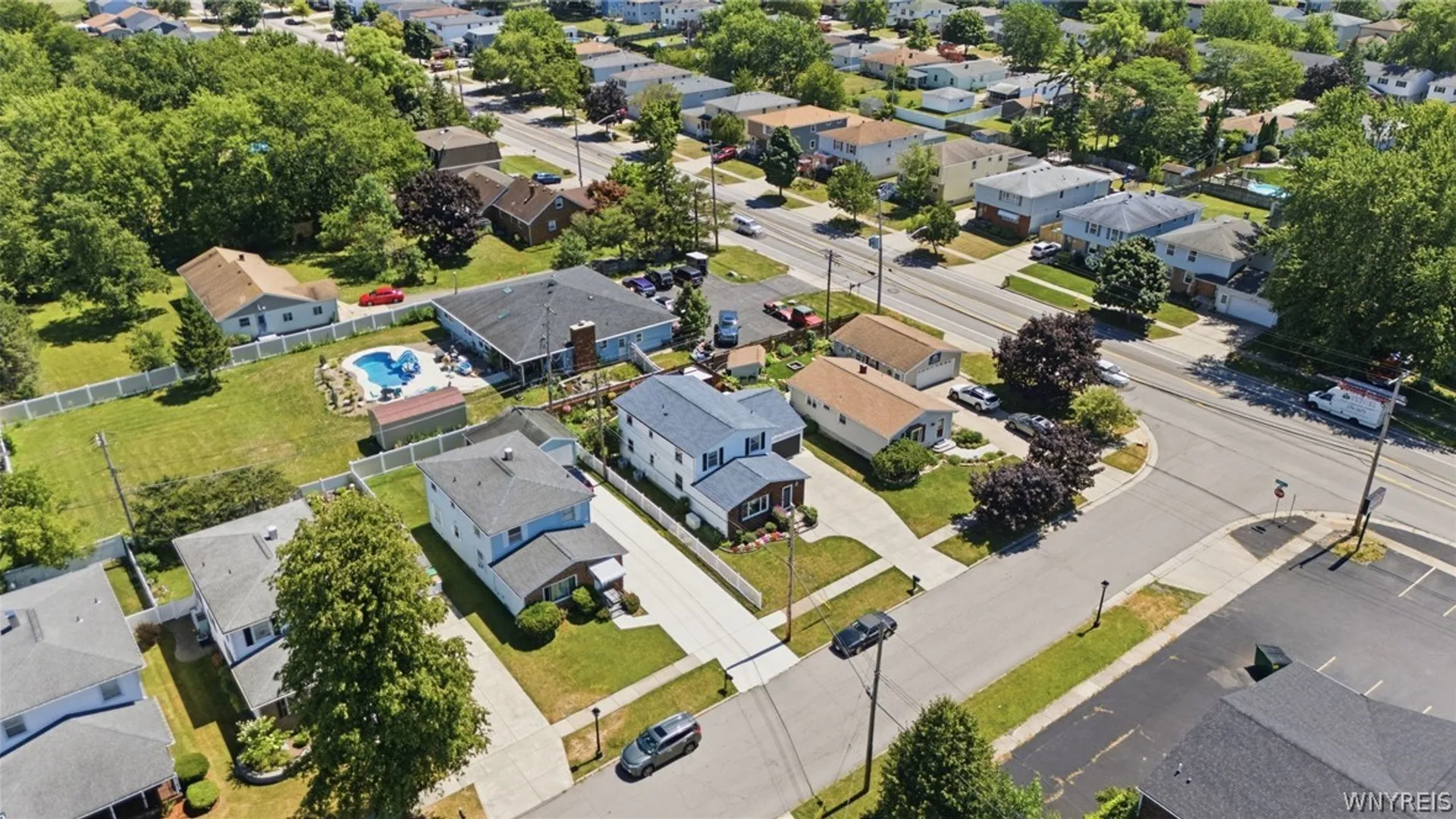 Property at 7 Jeffrey Drive, Cheektowaga, NY 14043 40