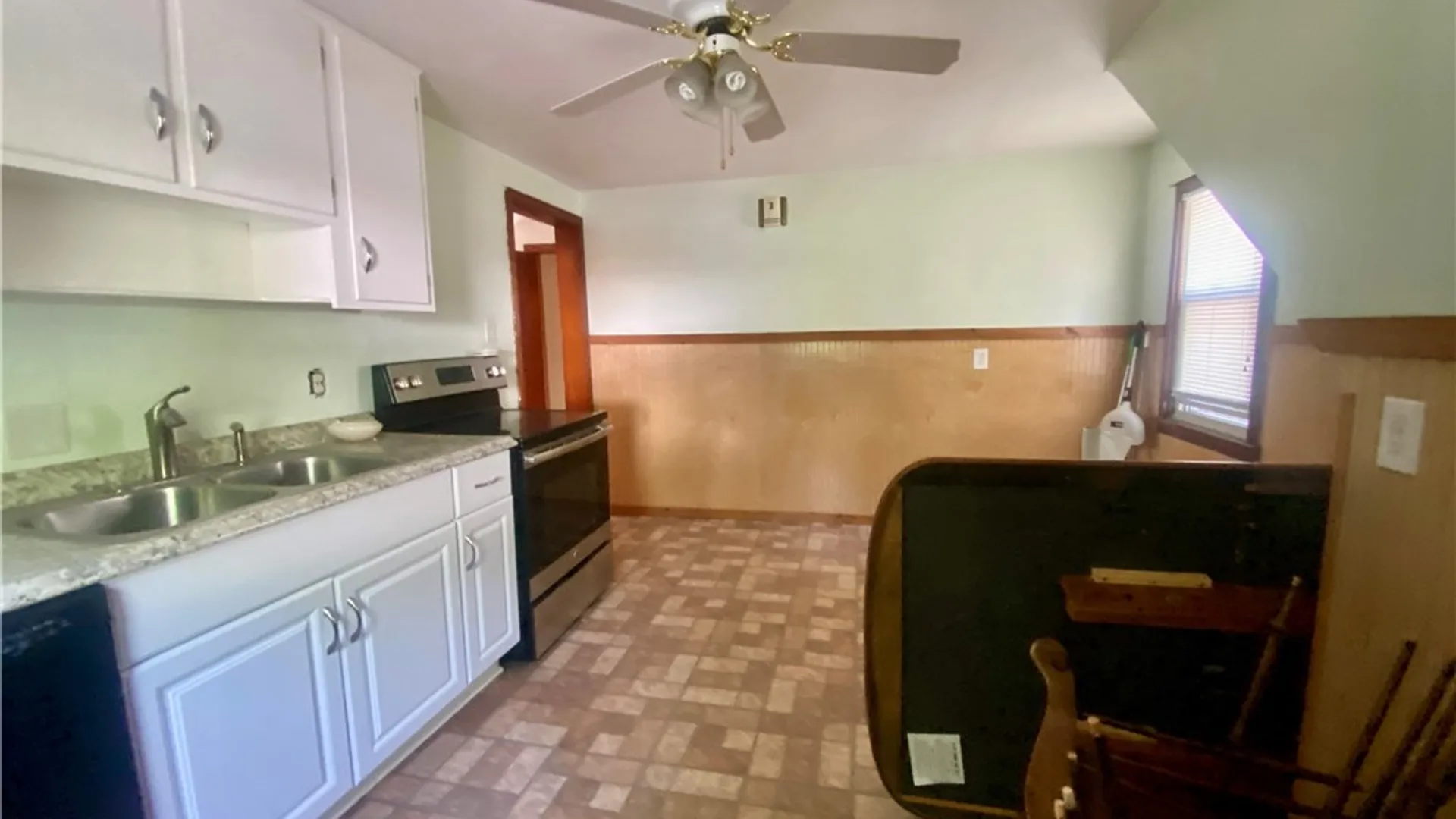 Property at 6875 Nash Road, Wheatfield, NY 14120 13