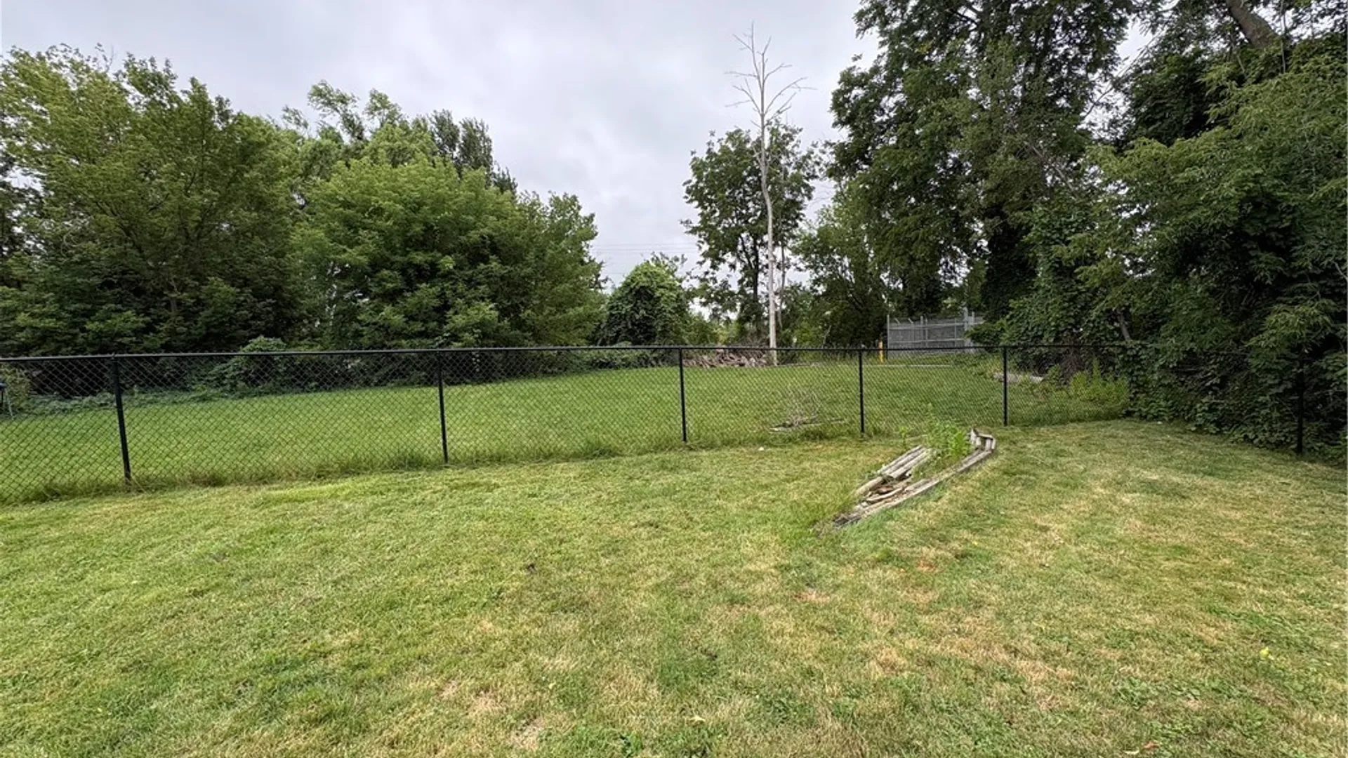 Property at 4040 Winterpark Drive, Clay, NY 13090 10