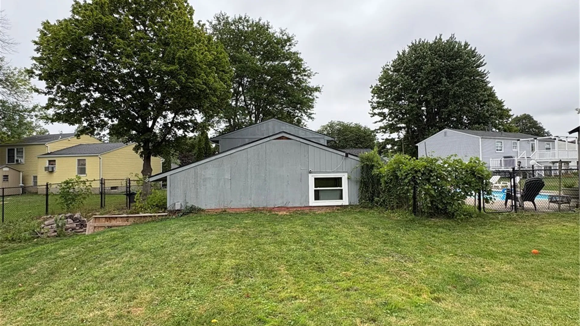 Property at 4040 Winterpark Drive, Clay, NY 13090 5