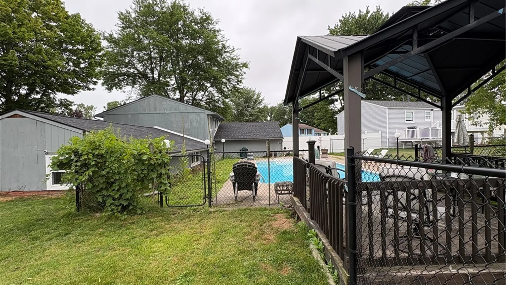 Property at 4040 Winterpark Drive, Clay, NY 13090 11