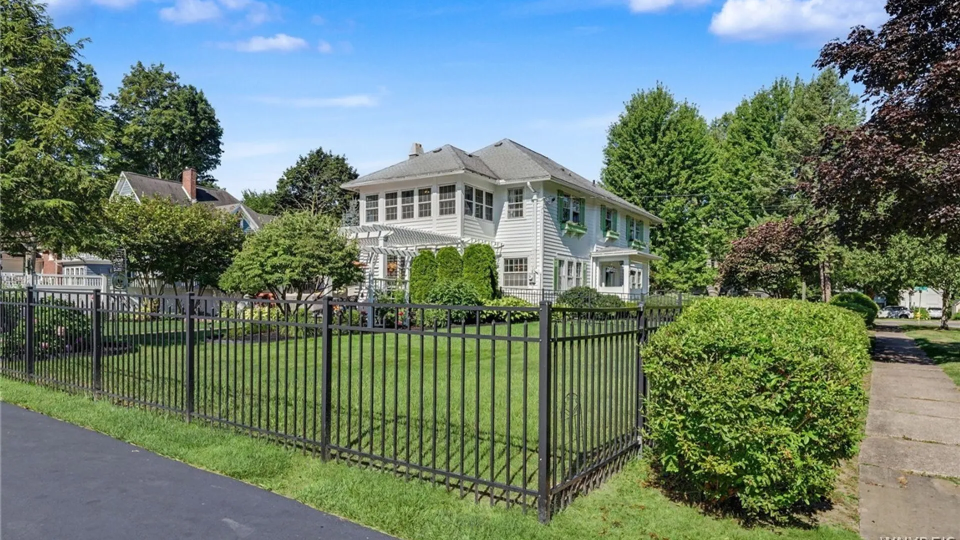 Property at 150 Pierce Avenue, Hamburg, NY 14075 3