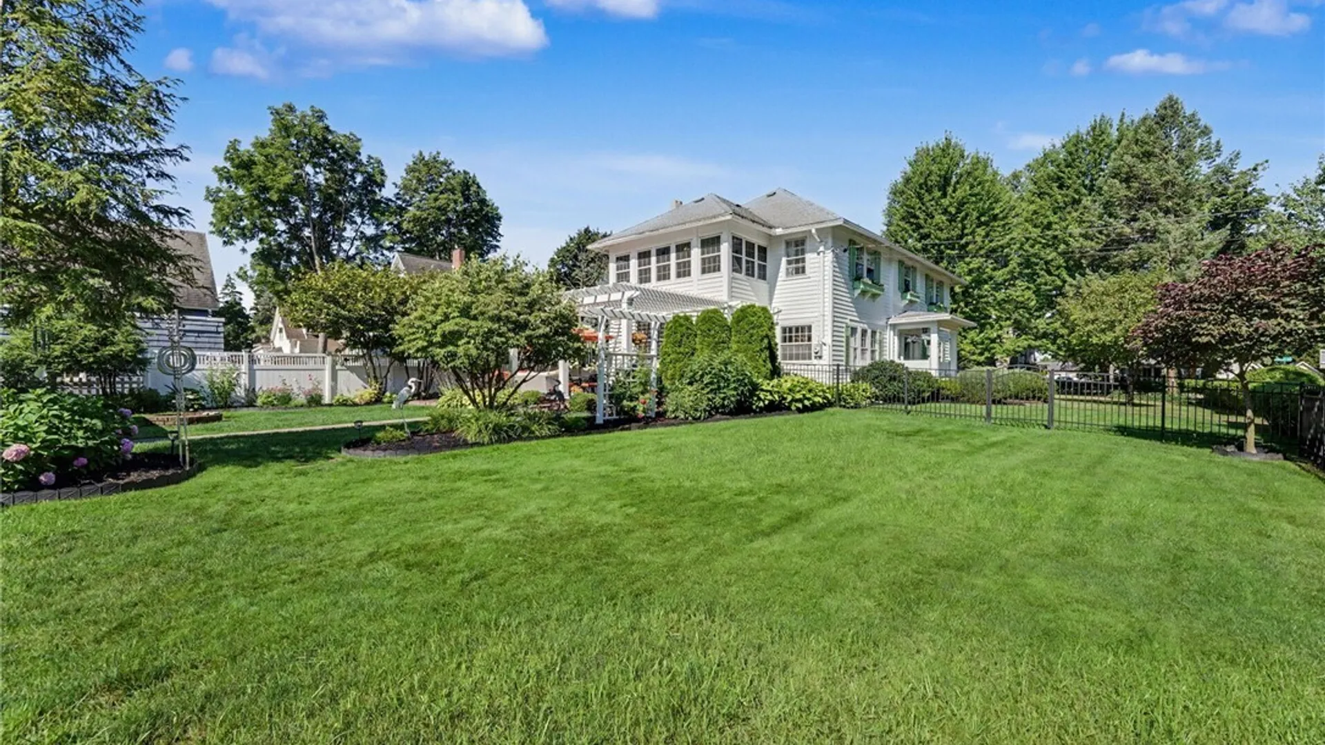 Property at 150 Pierce Avenue, Hamburg, NY 14075 49