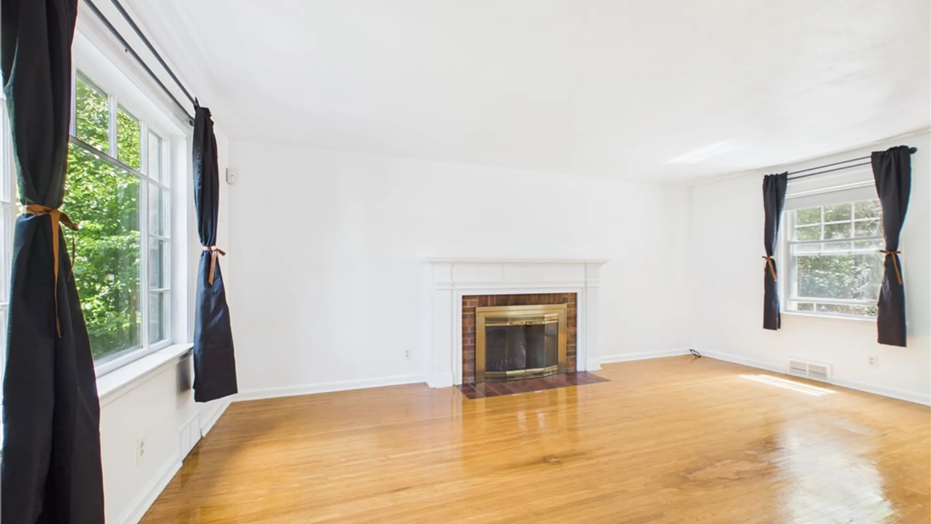 Property at 2851 Elmwood Avenue, Brighton, NY 14618 11