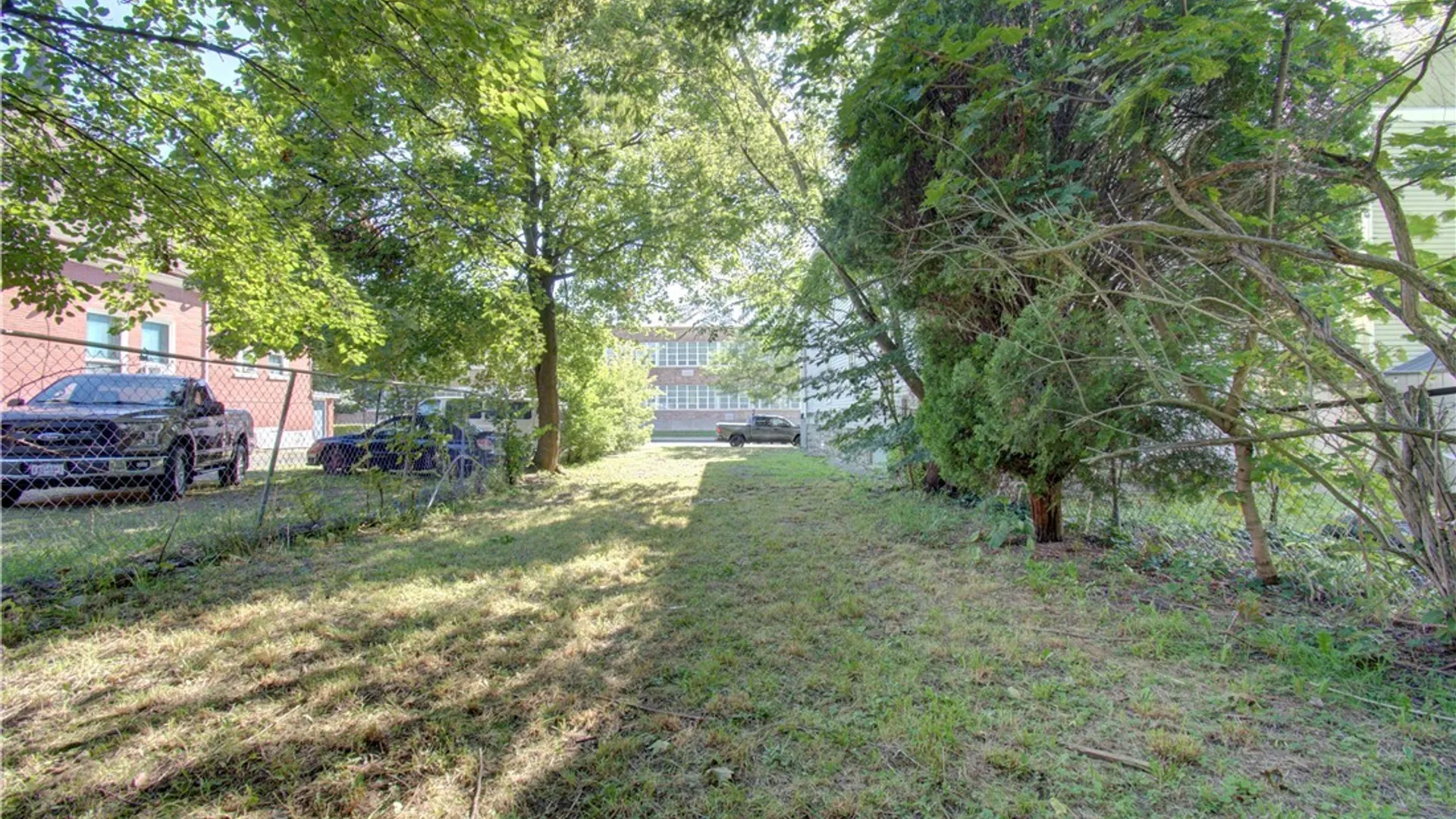 Property at 33 Bremen Street, Buffalo, NY 14213 4