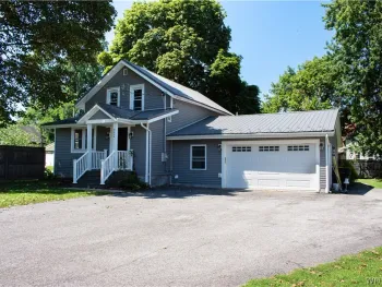 Property at 4454 Central Avenue, Royalton, NY 14067