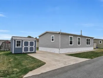 Property at 1452 West Dr, Alden, NY 14004