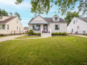 Property at 130 Calvin Court, Tonawanda, NY 14150