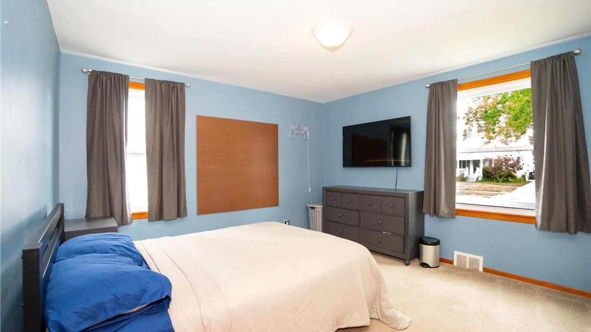 Property at 130 Calvin Court, Tonawanda, NY 14150 13