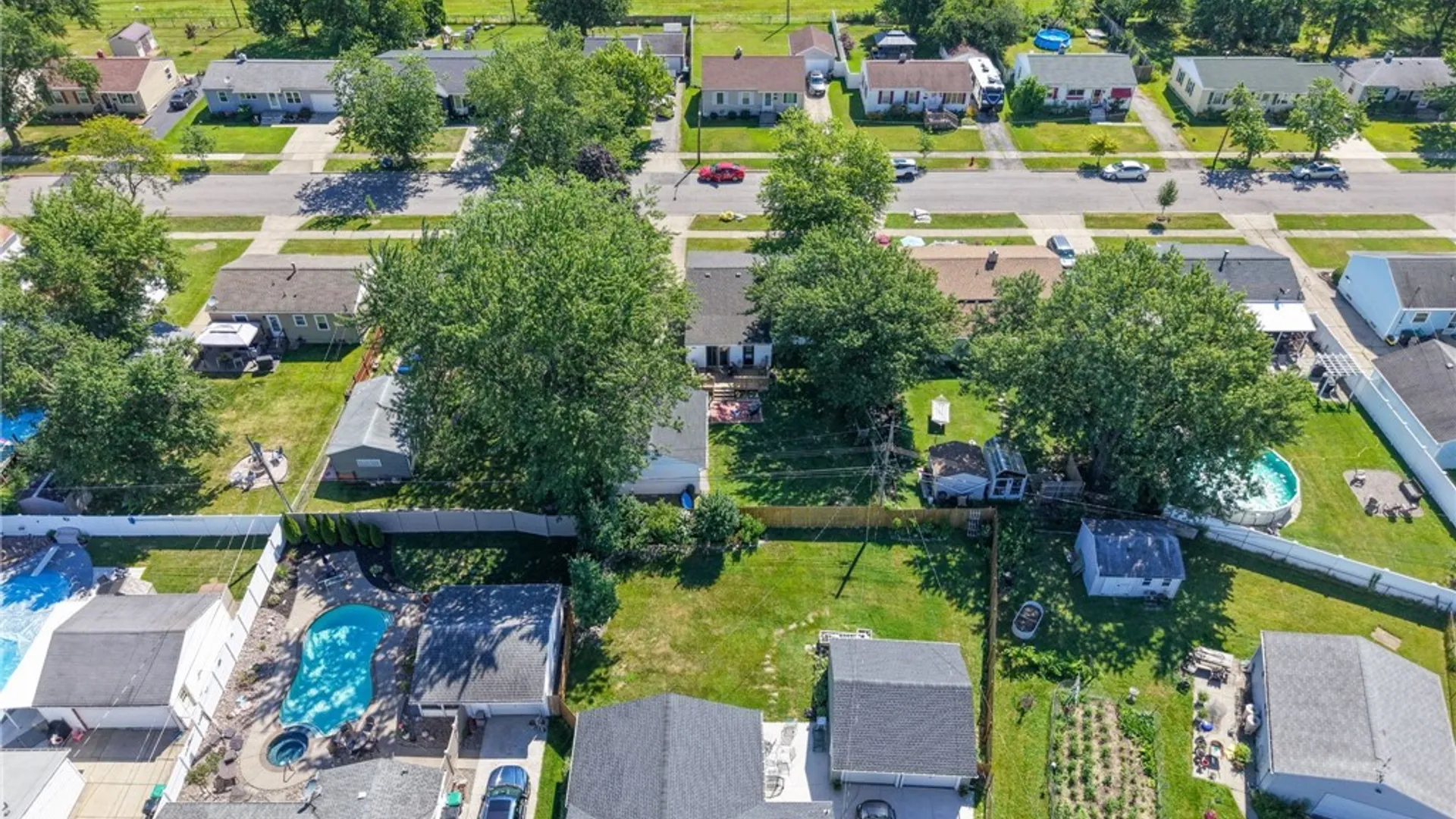 Property at 160 Frederick Road, Tonawanda, NY 14150 42