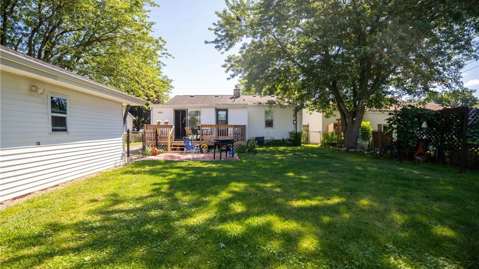 Property at 160 Frederick Road, Tonawanda, NY 14150 36