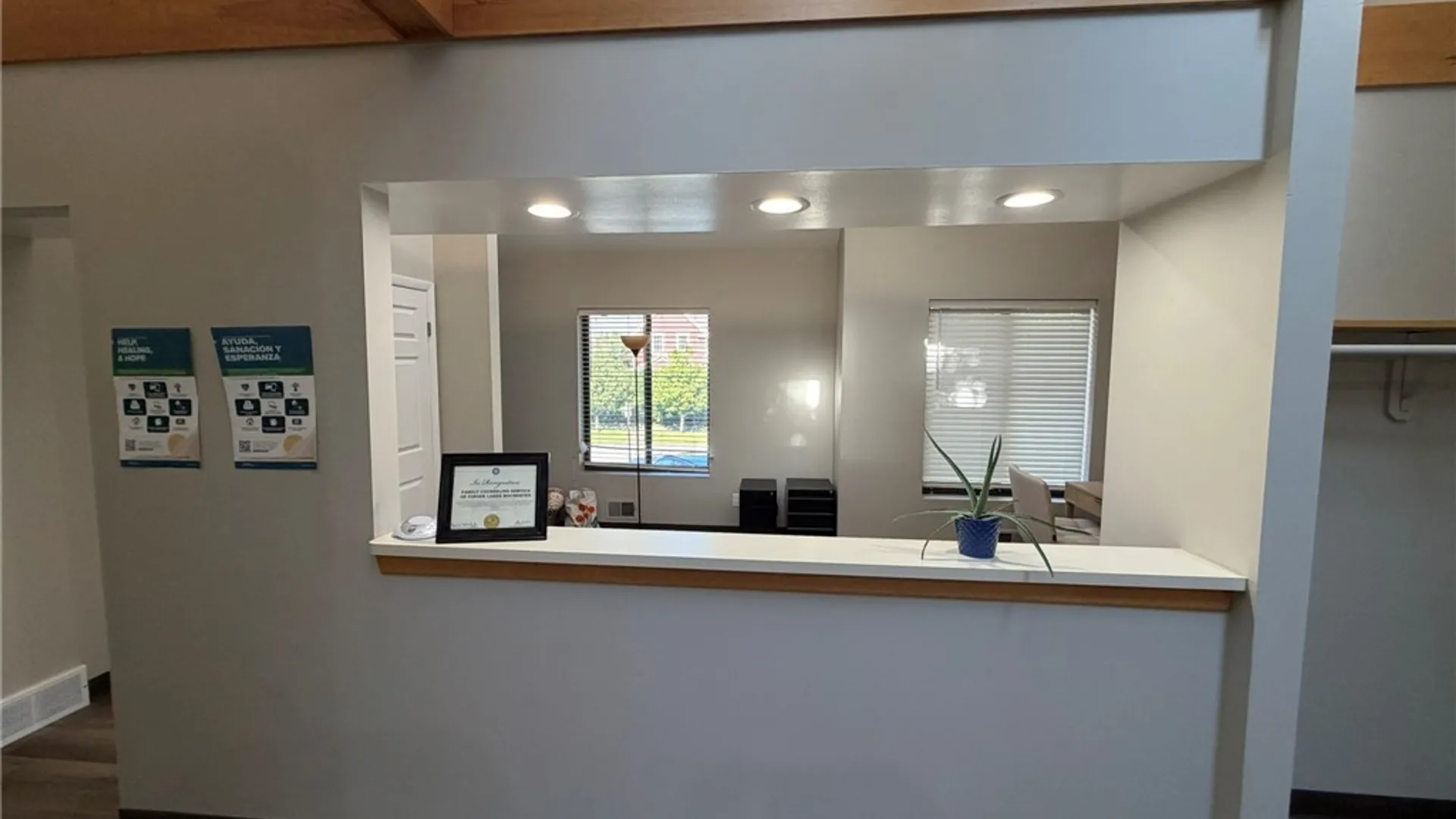Property at 572 Titus Avenue, Irondequoit, NY 14617 3