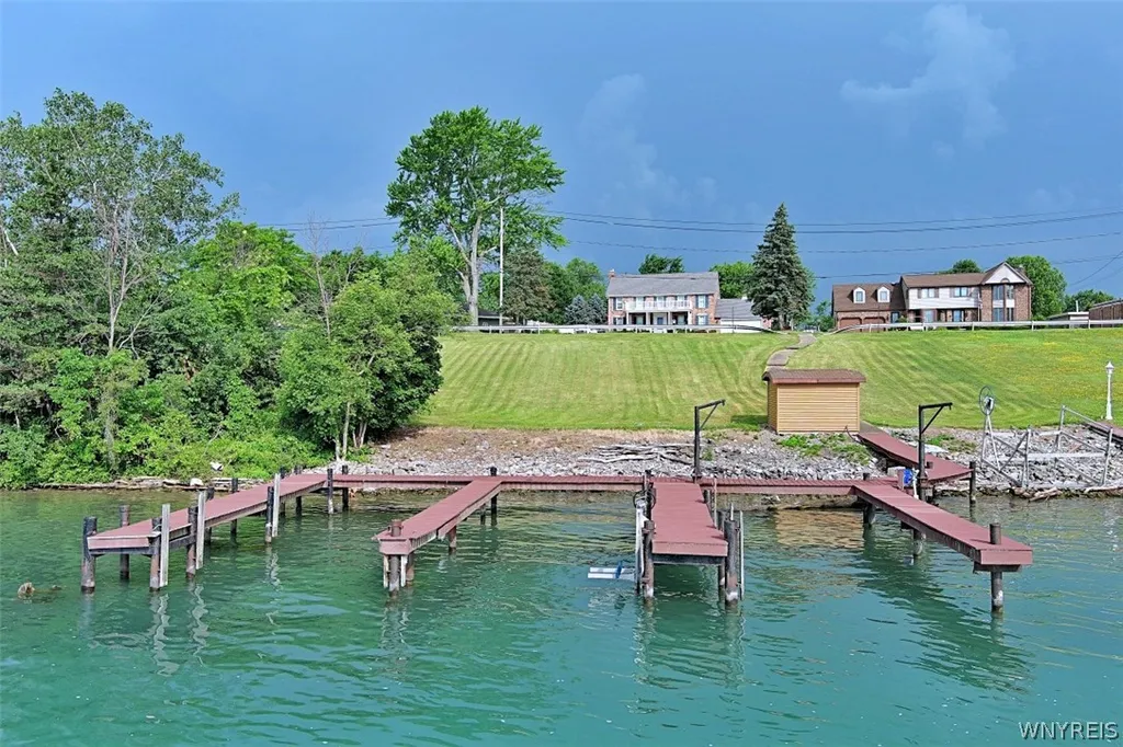 Property at 1370 E River Road, Grand Island, NY 14072