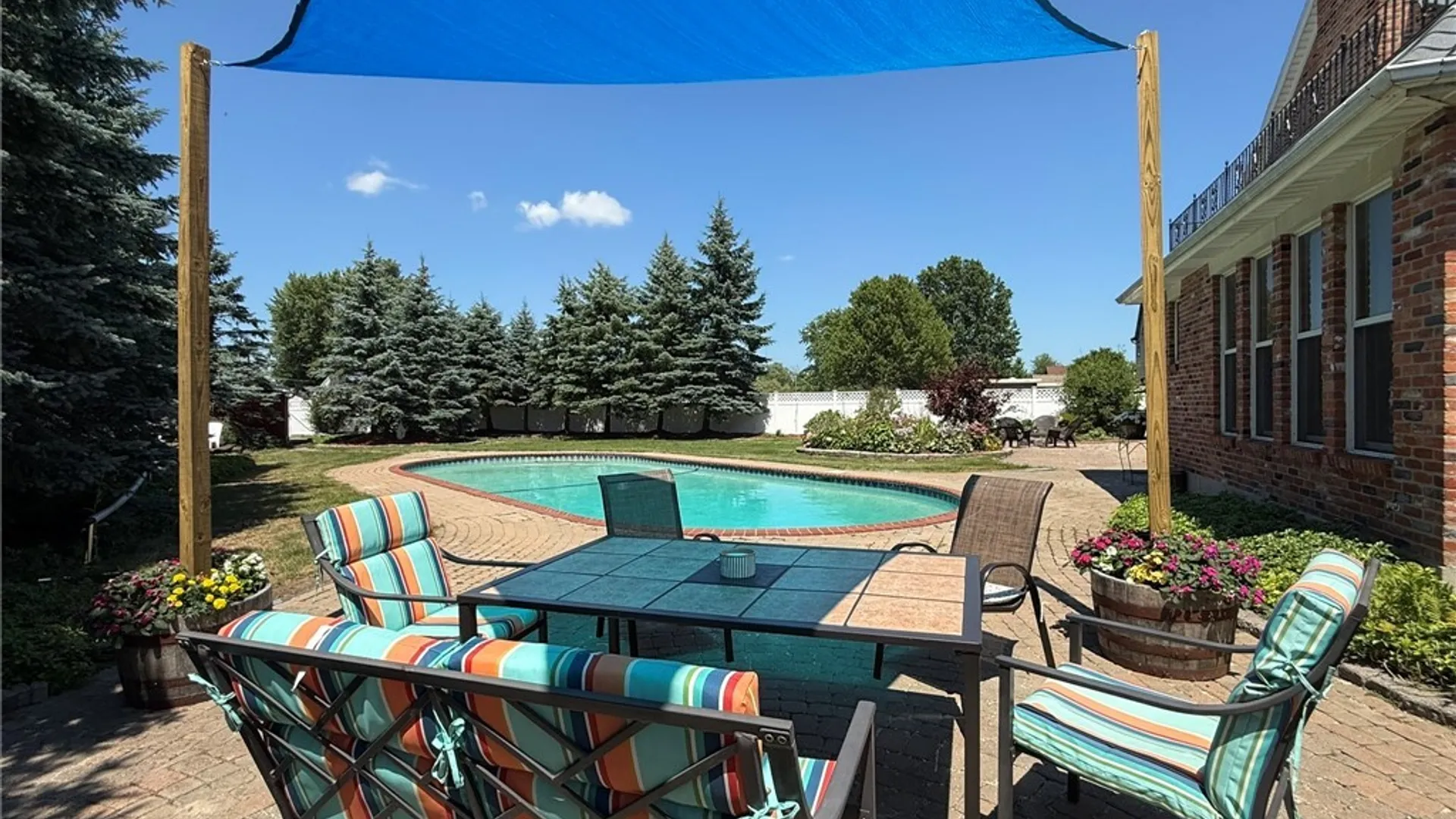 Property at 1370 E River Road, Grand Island, NY 14072 6