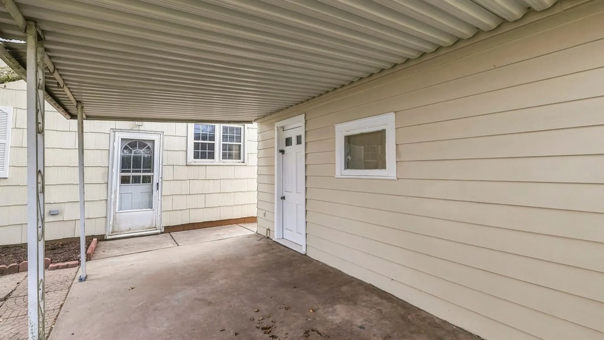 Property at 67 Elaine Court, Cheektowaga, NY 14225 6