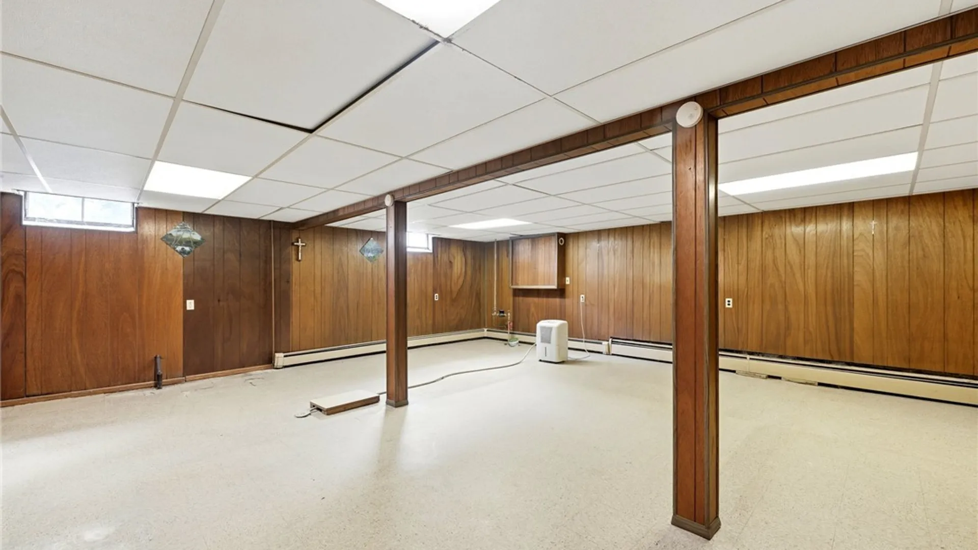 Property at 203 Bissell Avenue, Cheektowaga, NY 14043 34
