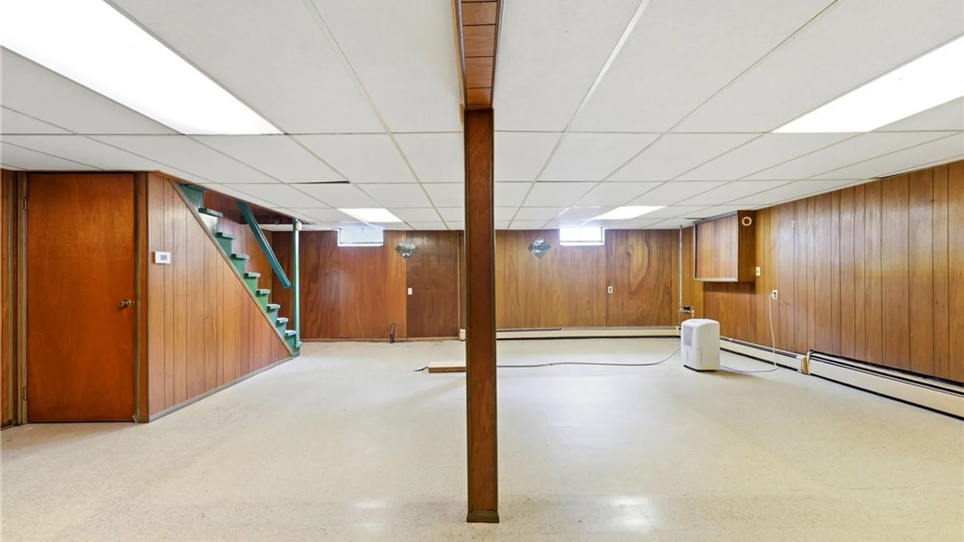 Property at 203 Bissell Avenue, Cheektowaga, NY 14043 32