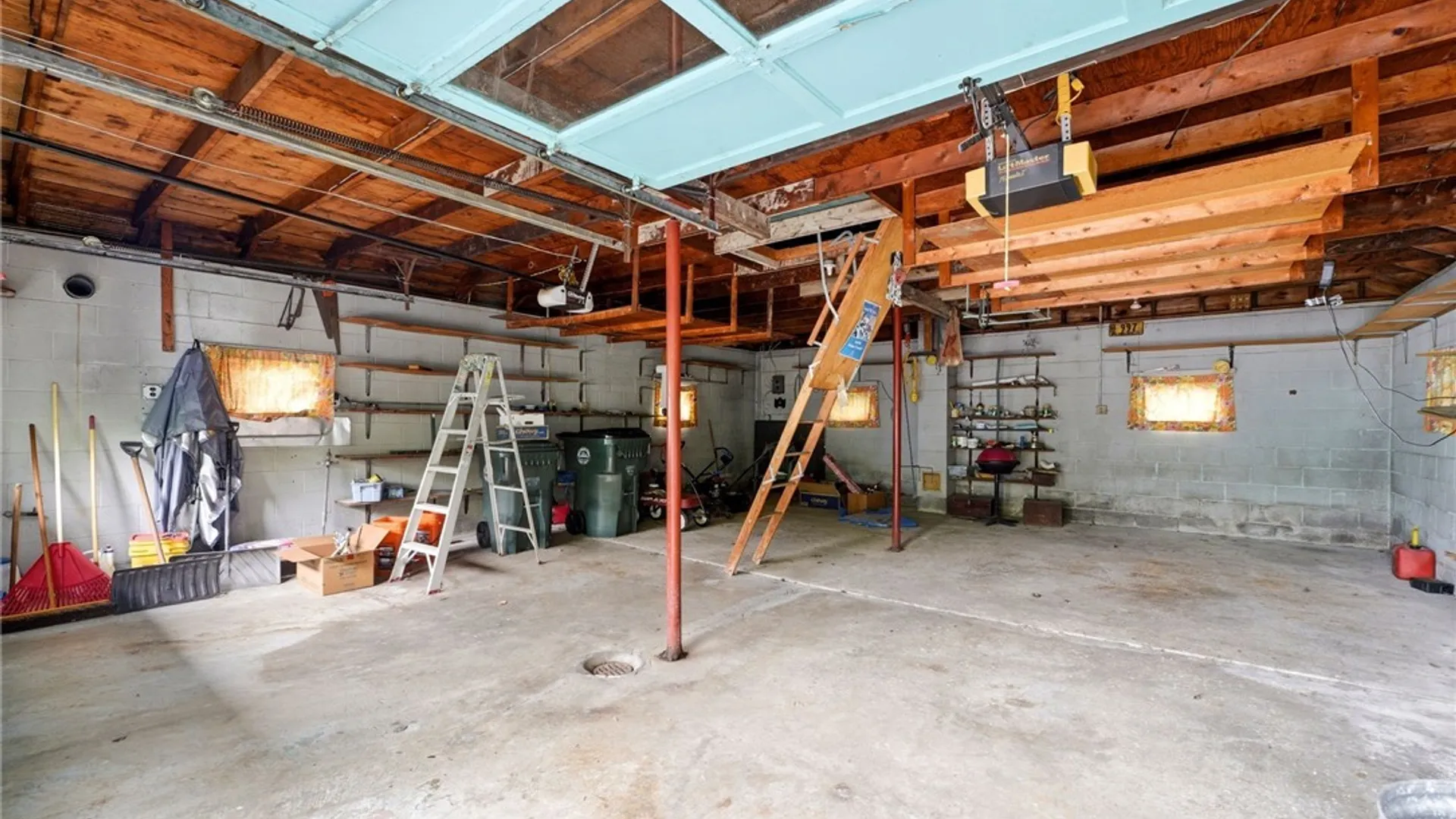 Property at 203 Bissell Avenue, Cheektowaga, NY 14043 44