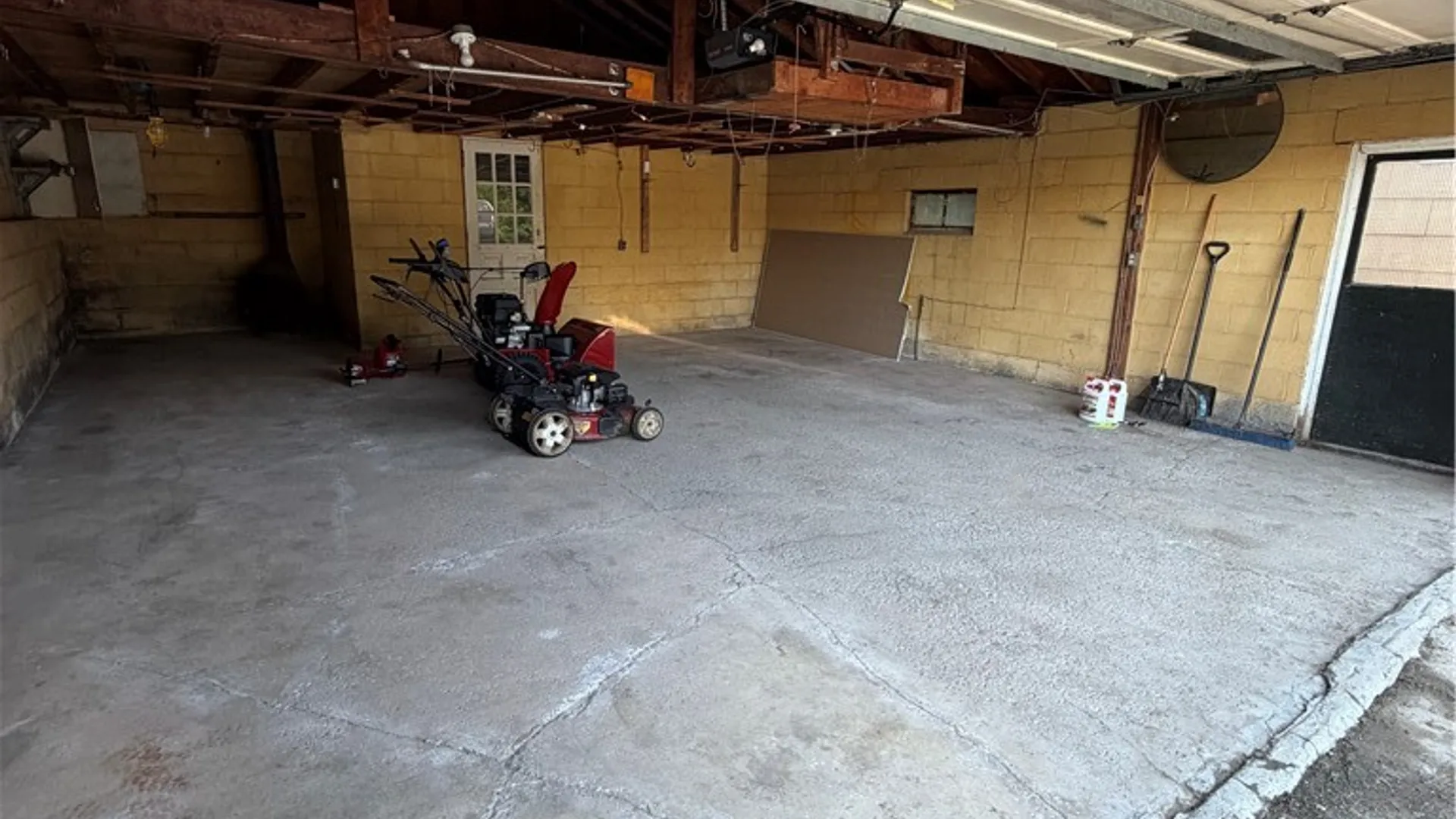 Property at 25 Lakeland Avenue, Rochester, NY 14612 6