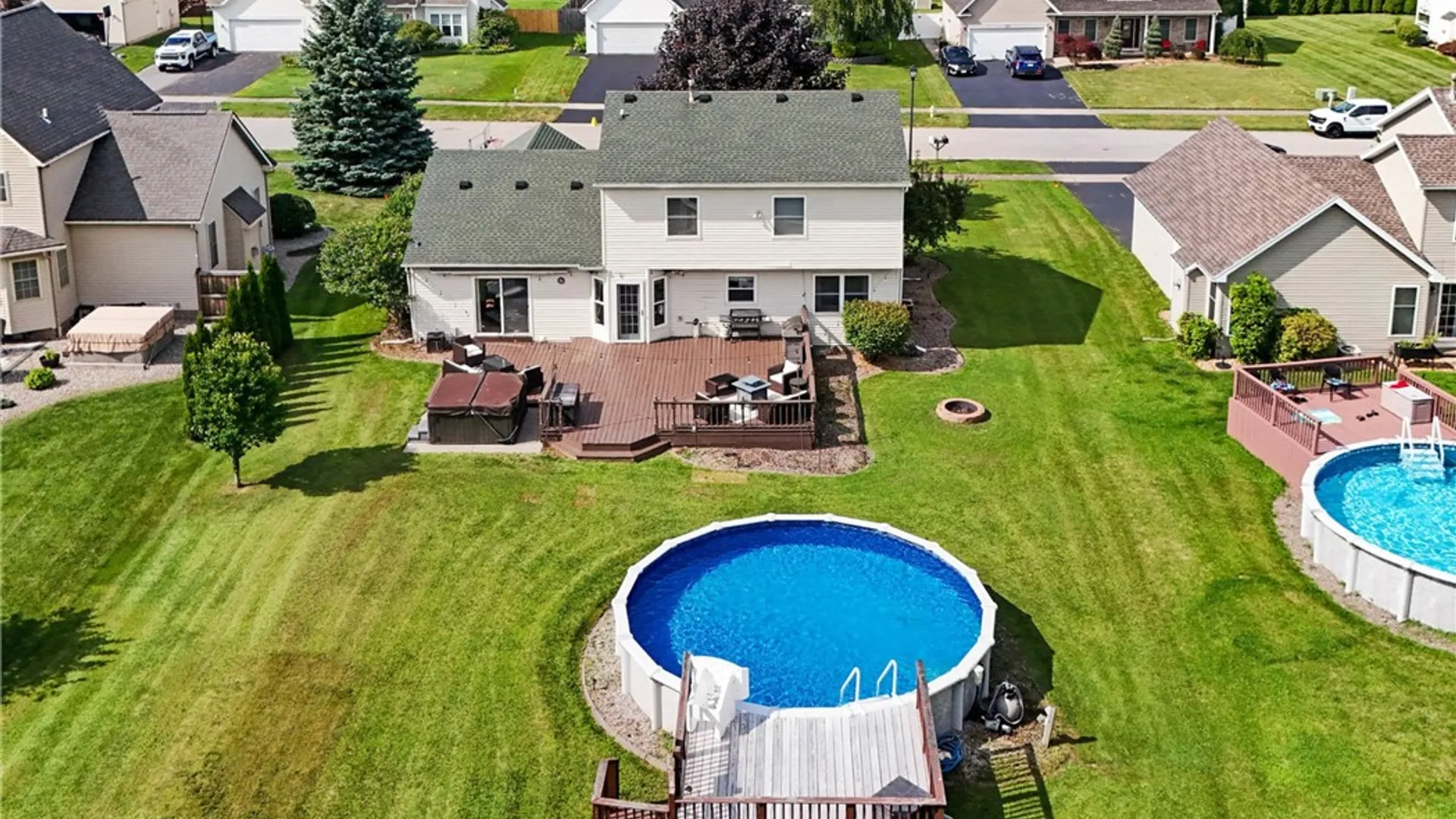 Property at 268 Jonquil Lane, Greece, NY 14612 47
