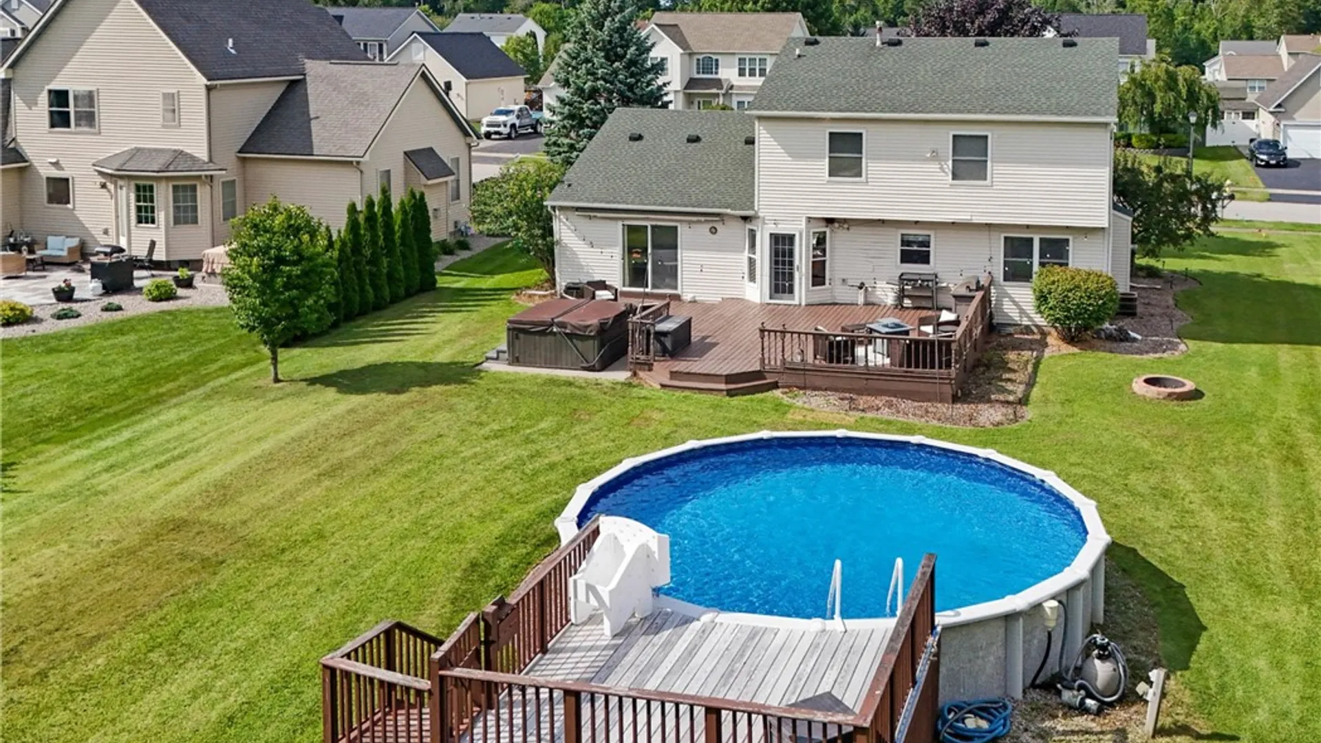 Property at 268 Jonquil Lane, Greece, NY 14612 48