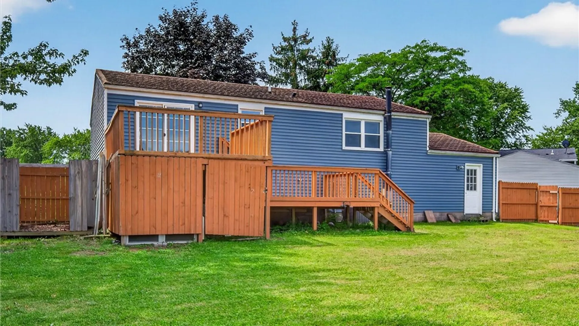 Property at 28 Downs Meadow Court, Hamlin, NY 14464 4