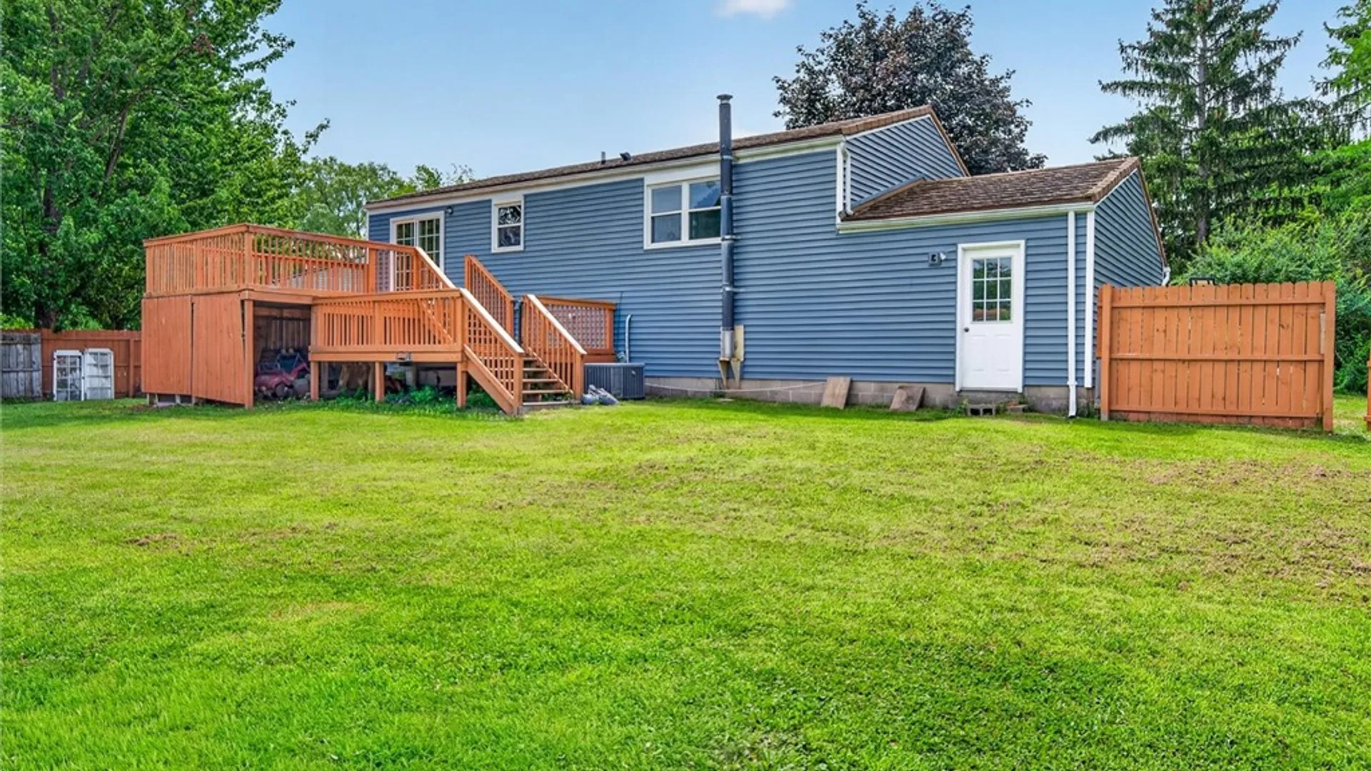 Property at 28 Downs Meadow Court, Hamlin, NY 14464 6
