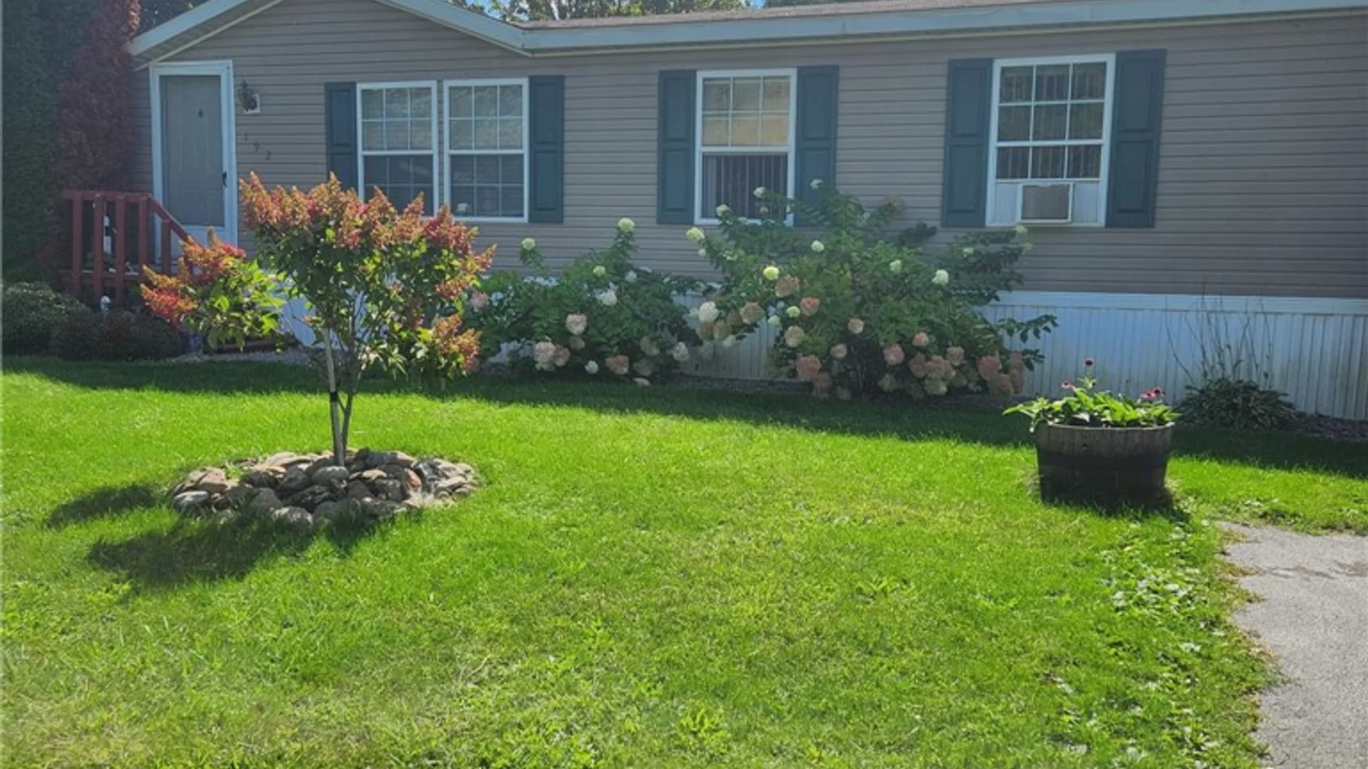 Property at 192 Spring Run, Manchester, NY 14432 3