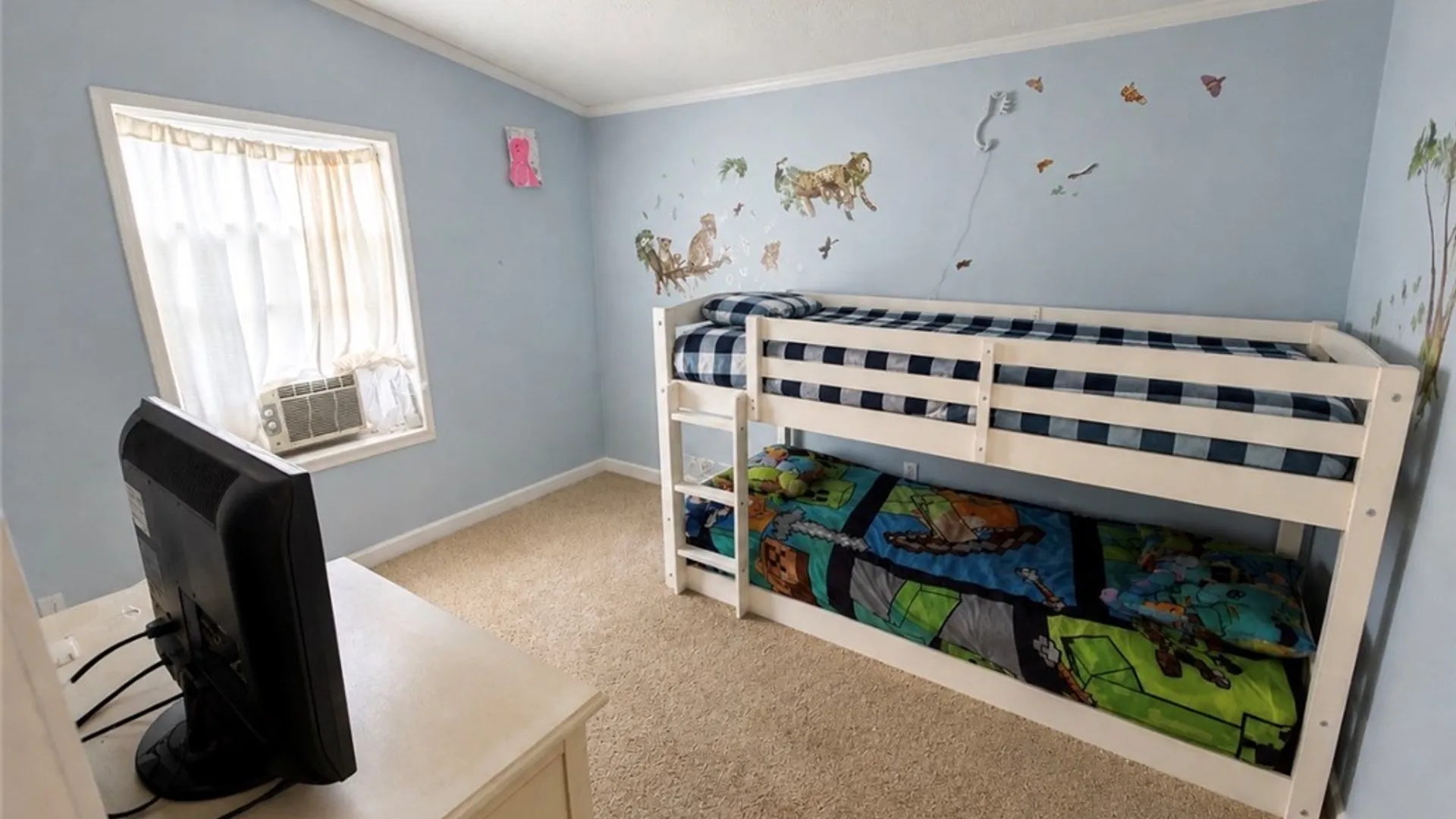 Property at 192 Spring Run, Manchester, NY 14432 10