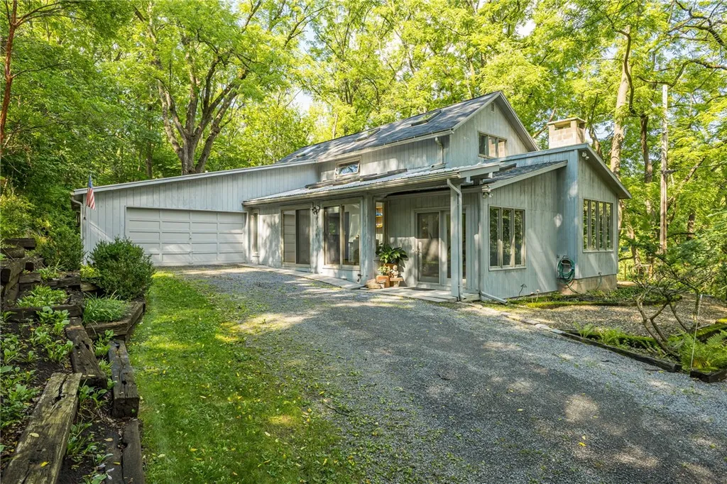 Property at 647 Thayer Road, Perinton, NY 14450