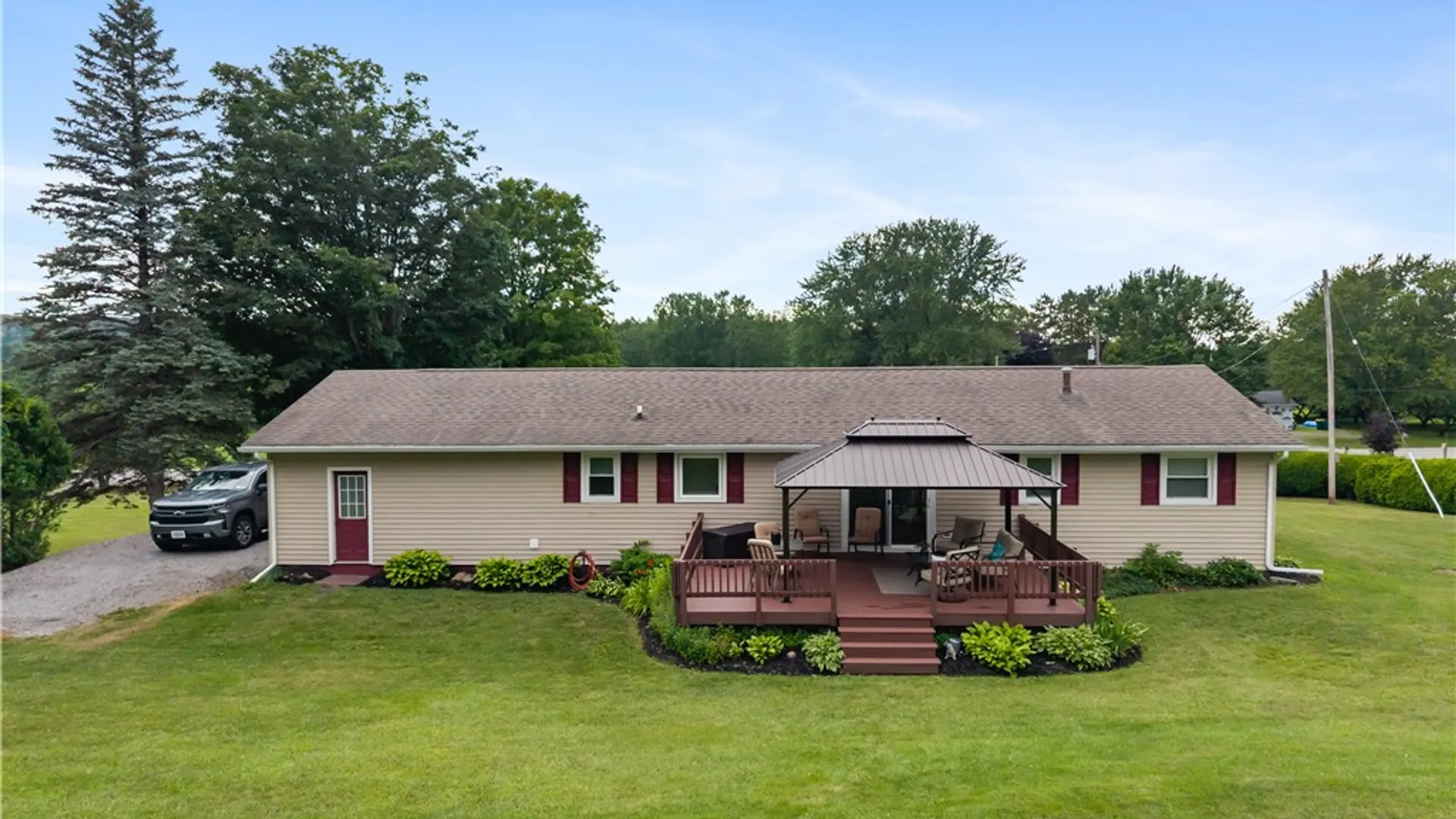 Property at 417 East Road, Middlebury, NY 14591 46