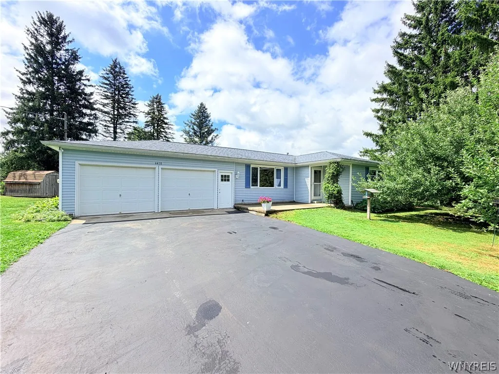 Property at 6410 Deanna Drive, Boston, NY 14075