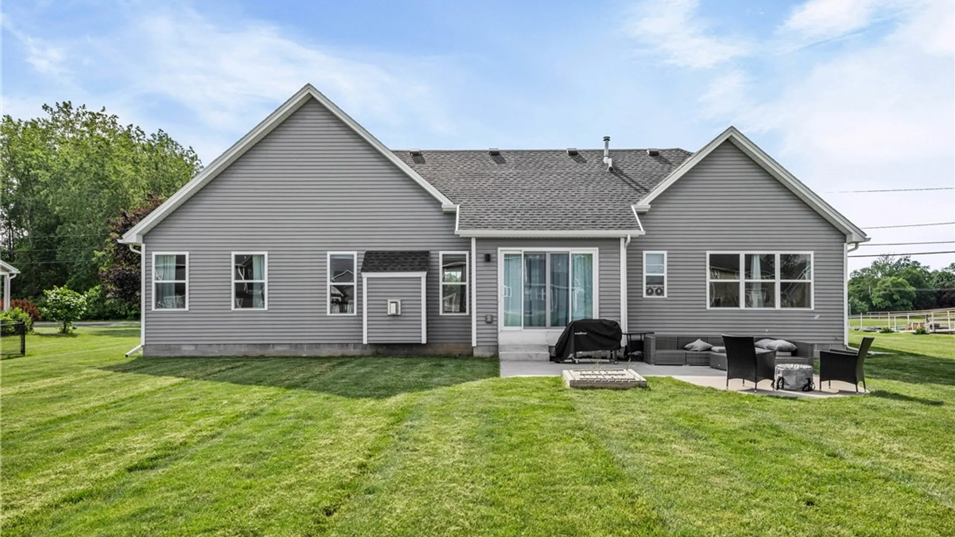 Property at 512 Hamlin Parma Townline Road, Parma, NY 14468 41