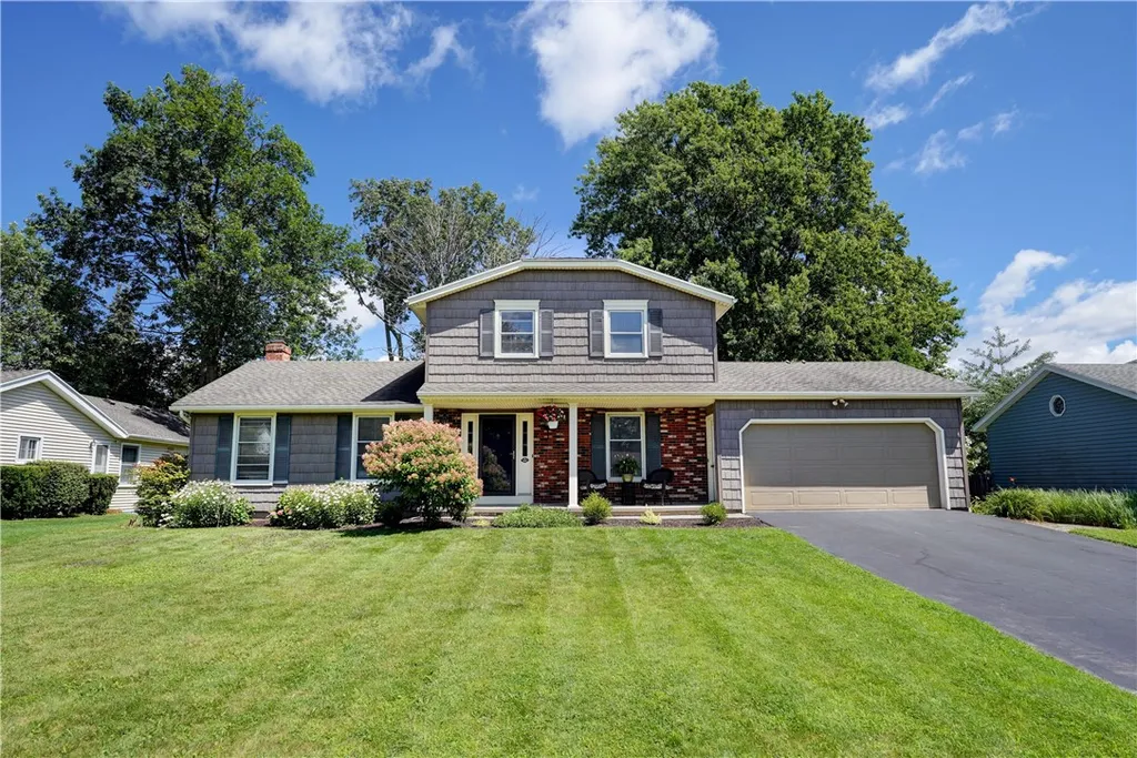 Property at 40 Red Rock Circle, Greece, NY 14626