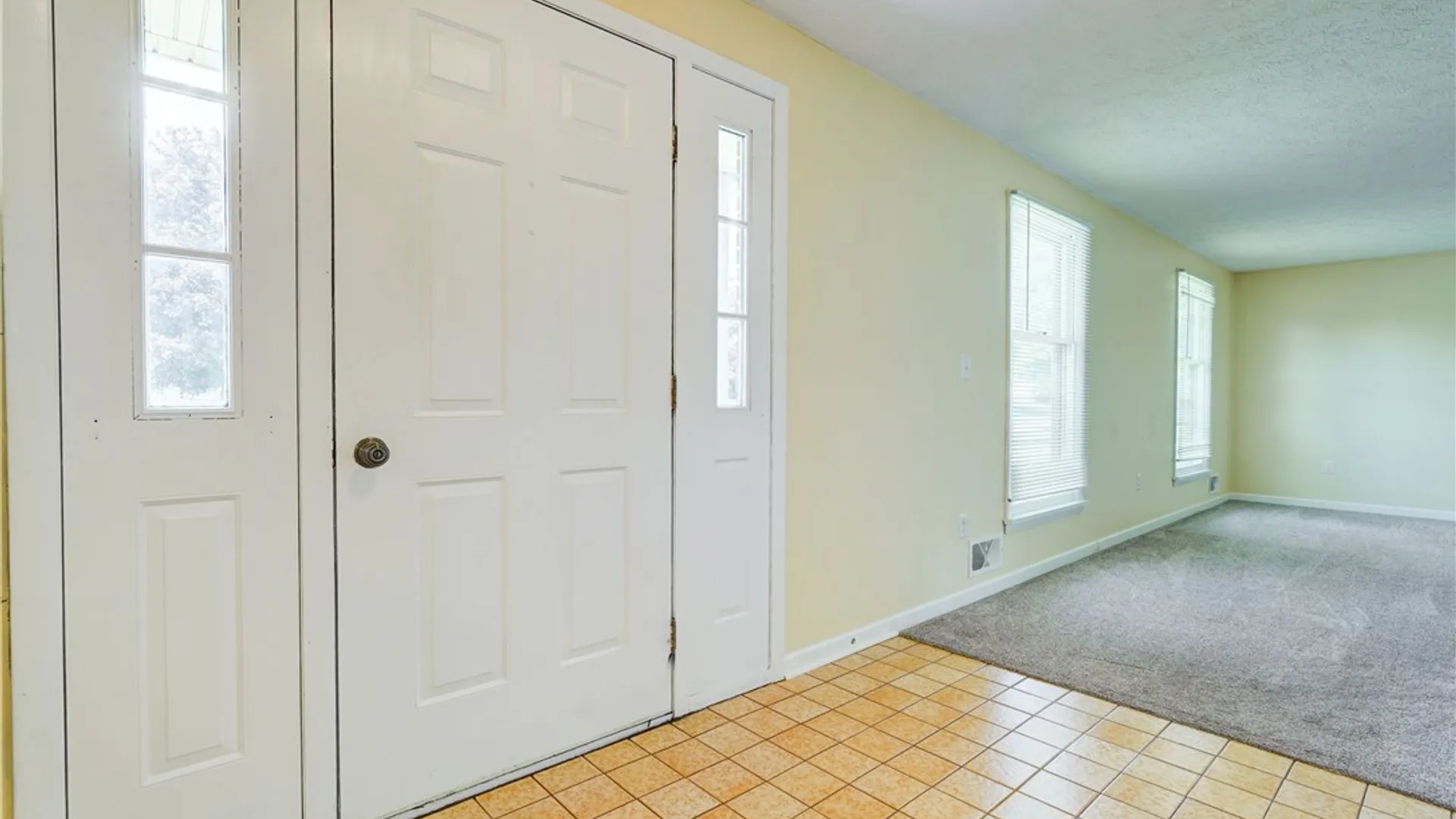Property at 40 Red Rock Circle, Greece, NY 14626 3