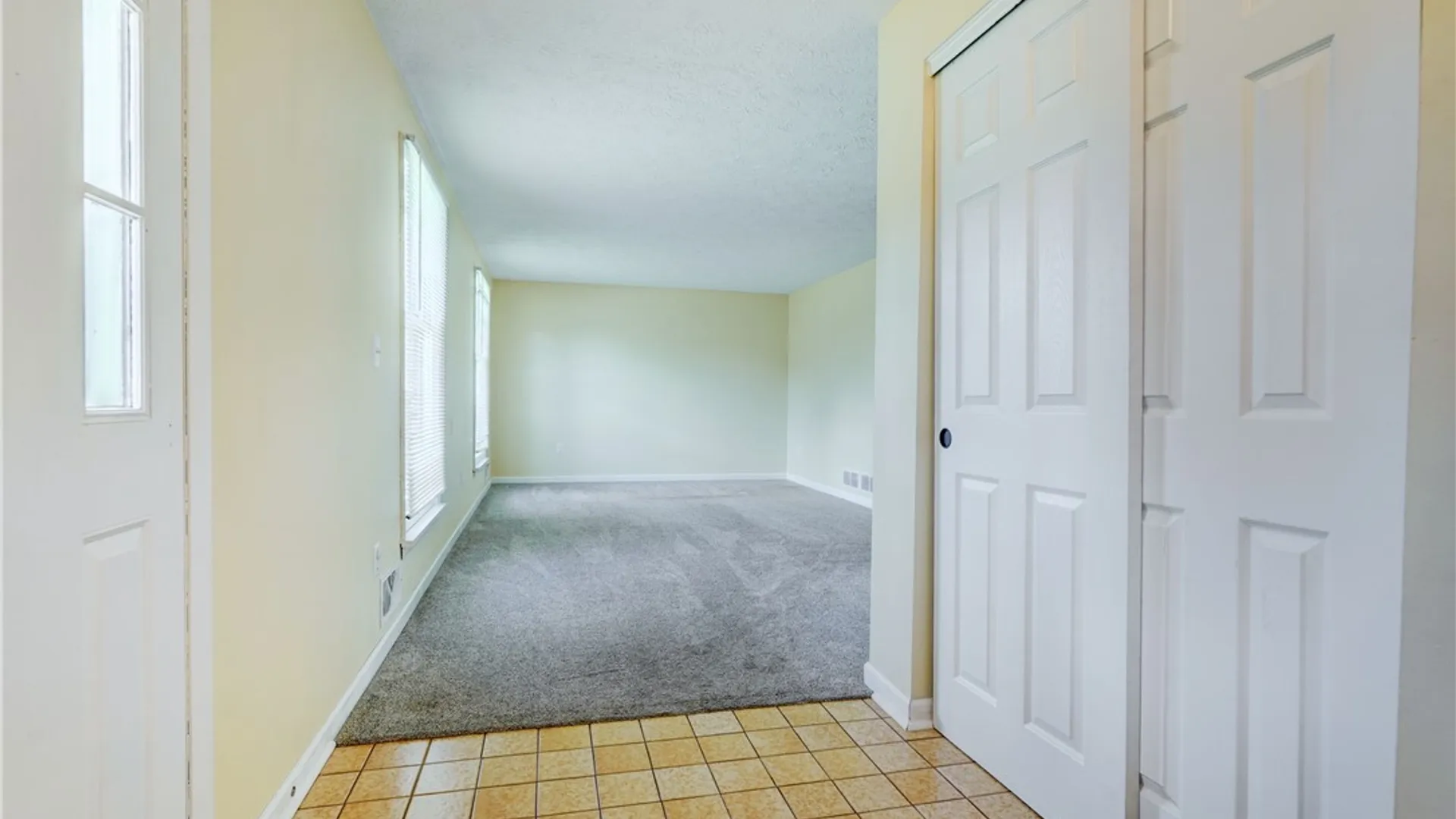 Property at 40 Red Rock Circle, Greece, NY 14626 4