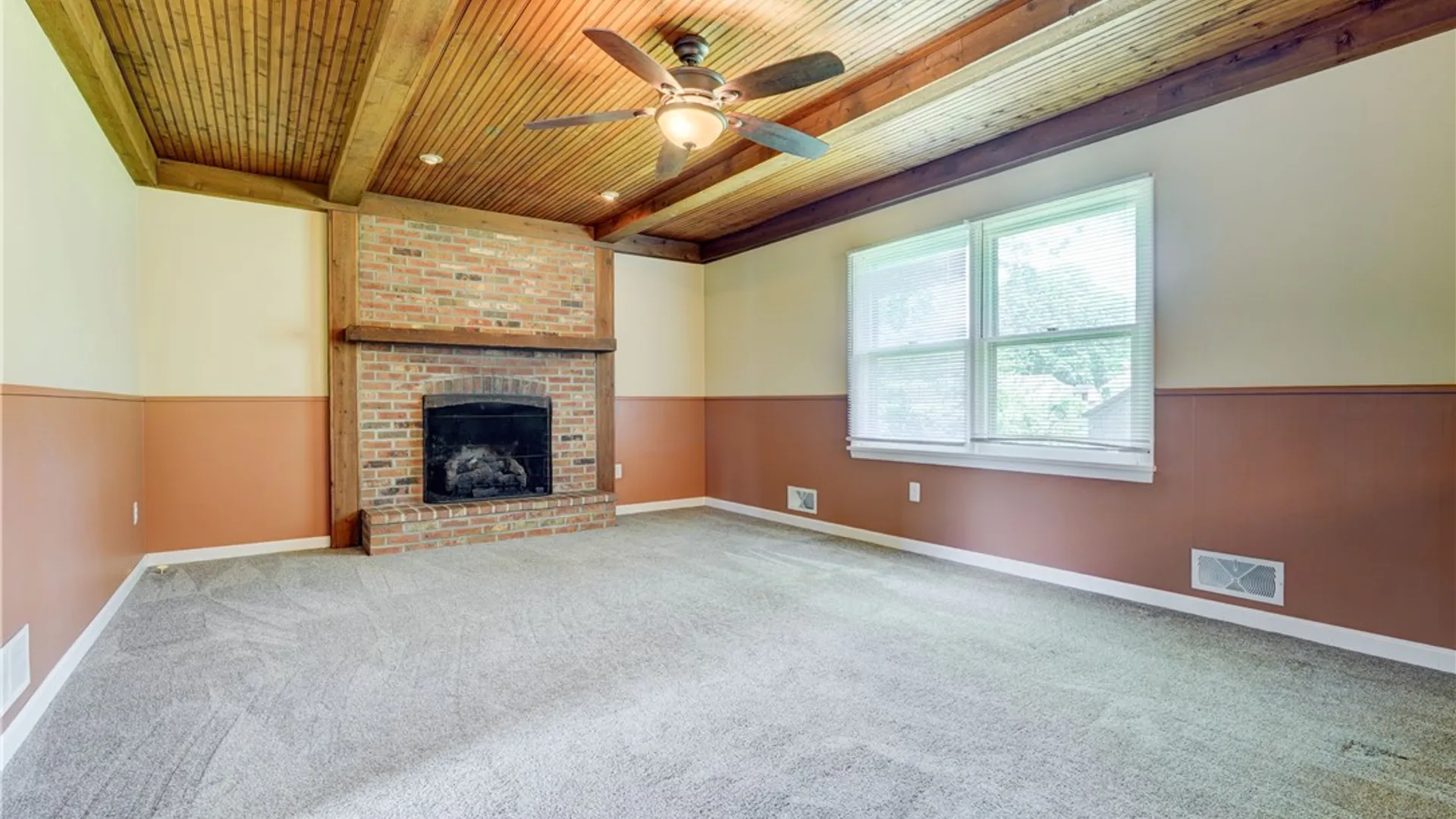 Property at 40 Red Rock Circle, Greece, NY 14626 12