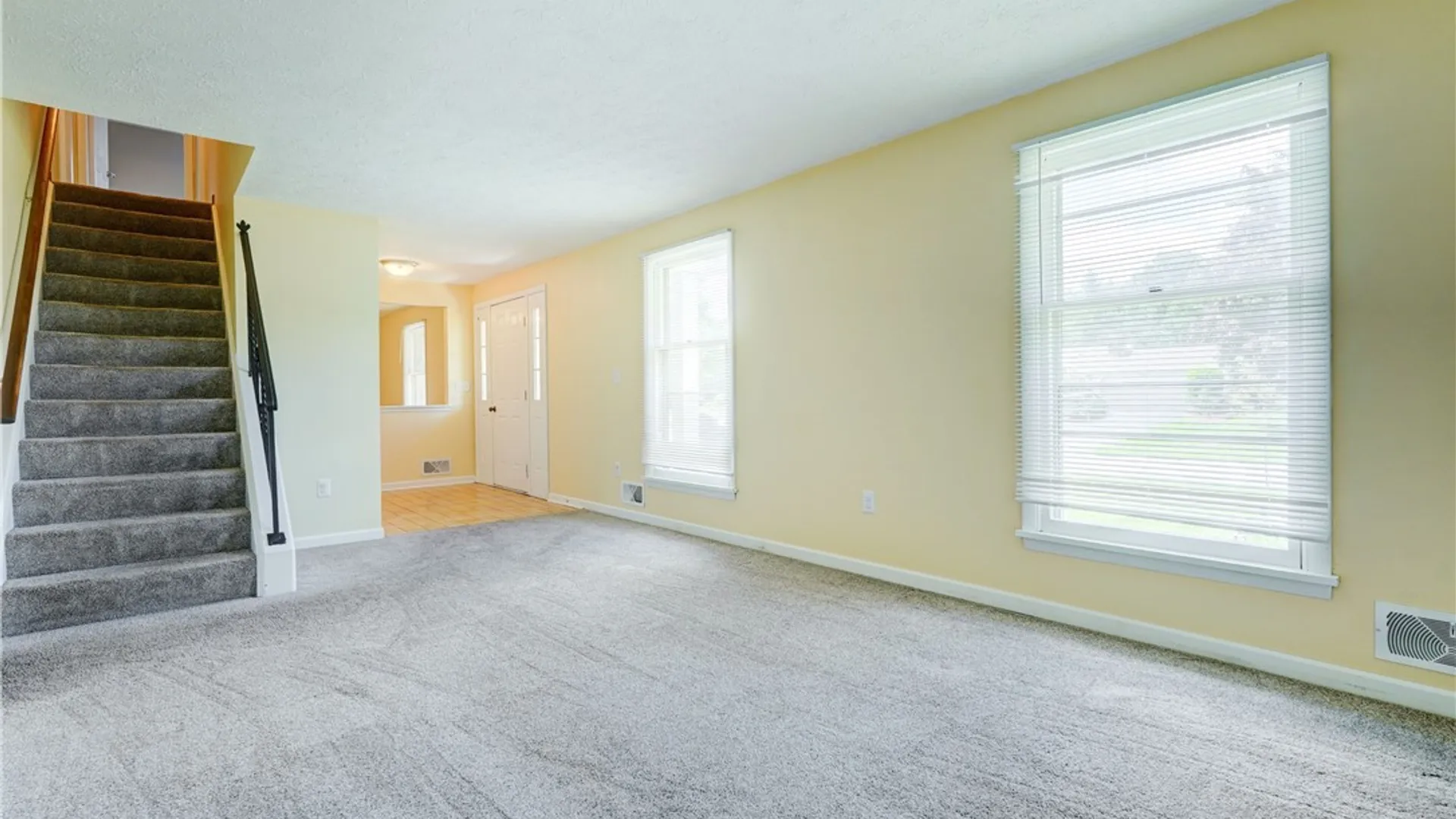 Property at 40 Red Rock Circle, Greece, NY 14626 19