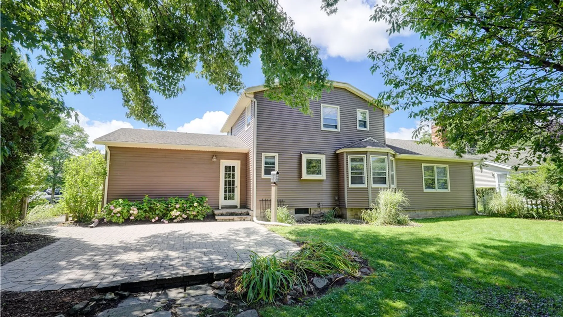 Property at 40 Red Rock Circle, Greece, NY 14626 39
