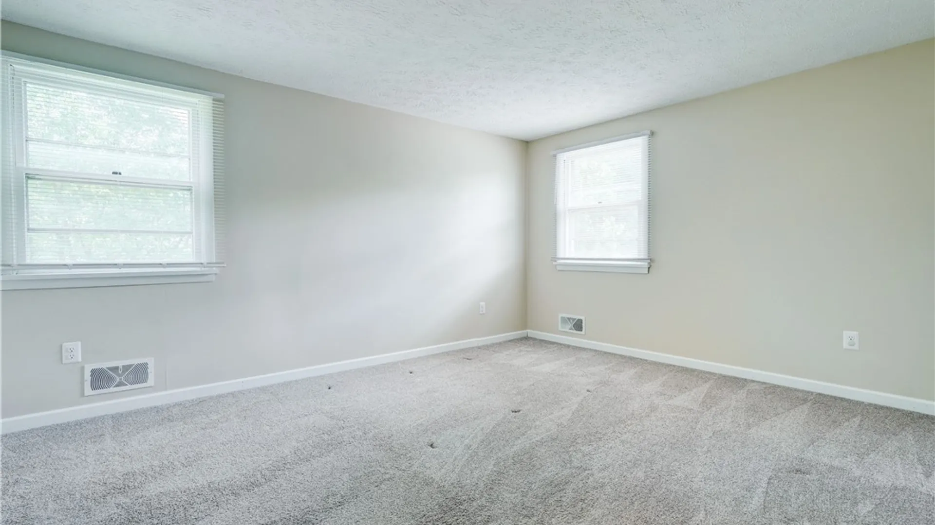 Property at 40 Red Rock Circle, Greece, NY 14626 27
