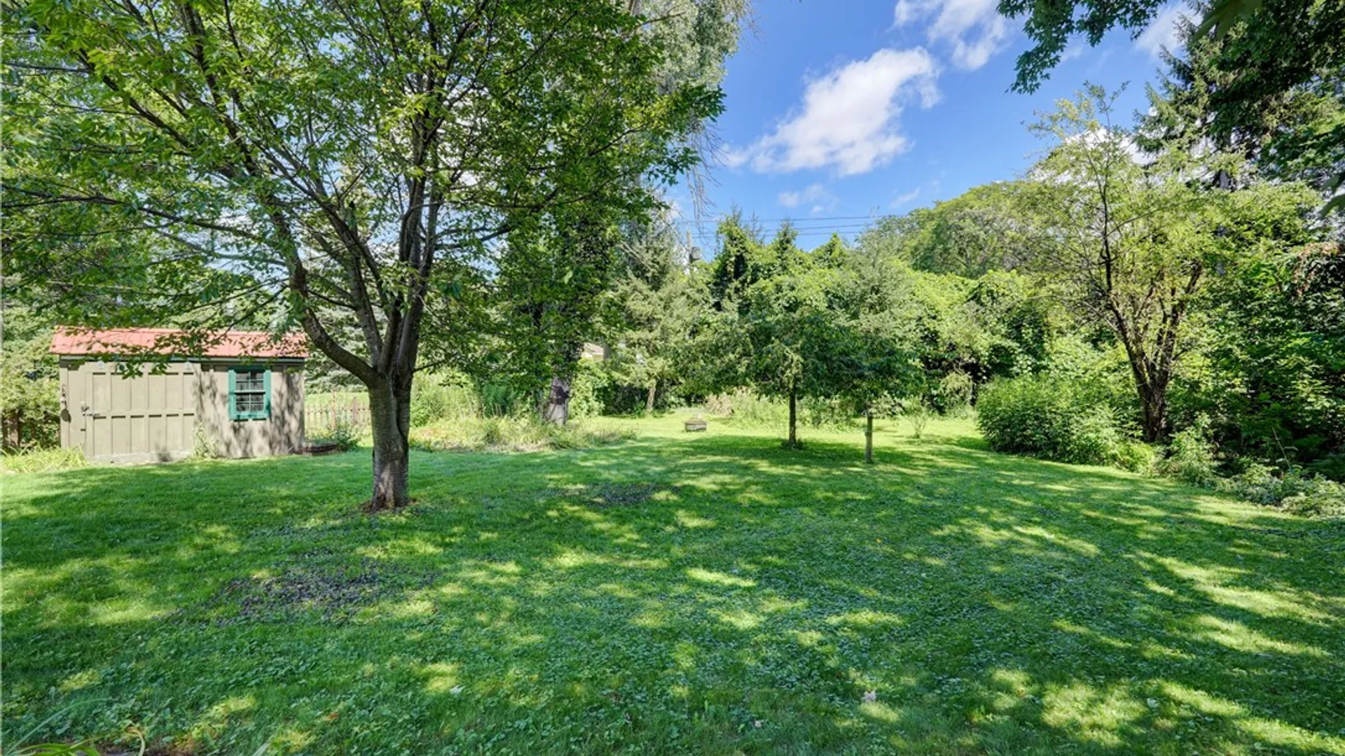 Property at 40 Red Rock Circle, Greece, NY 14626 37