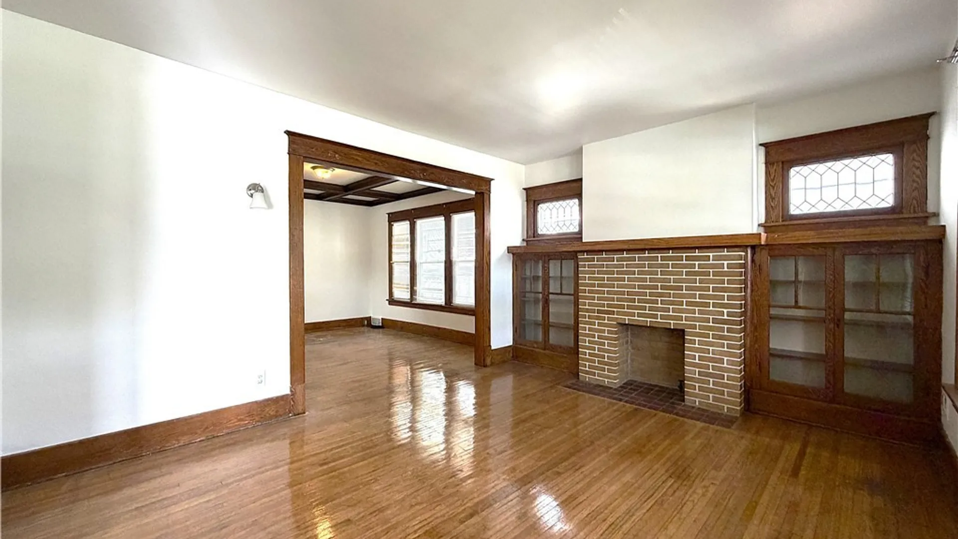 Property at 110 Commonwealth Avenue, Buffalo, NY 14216 4