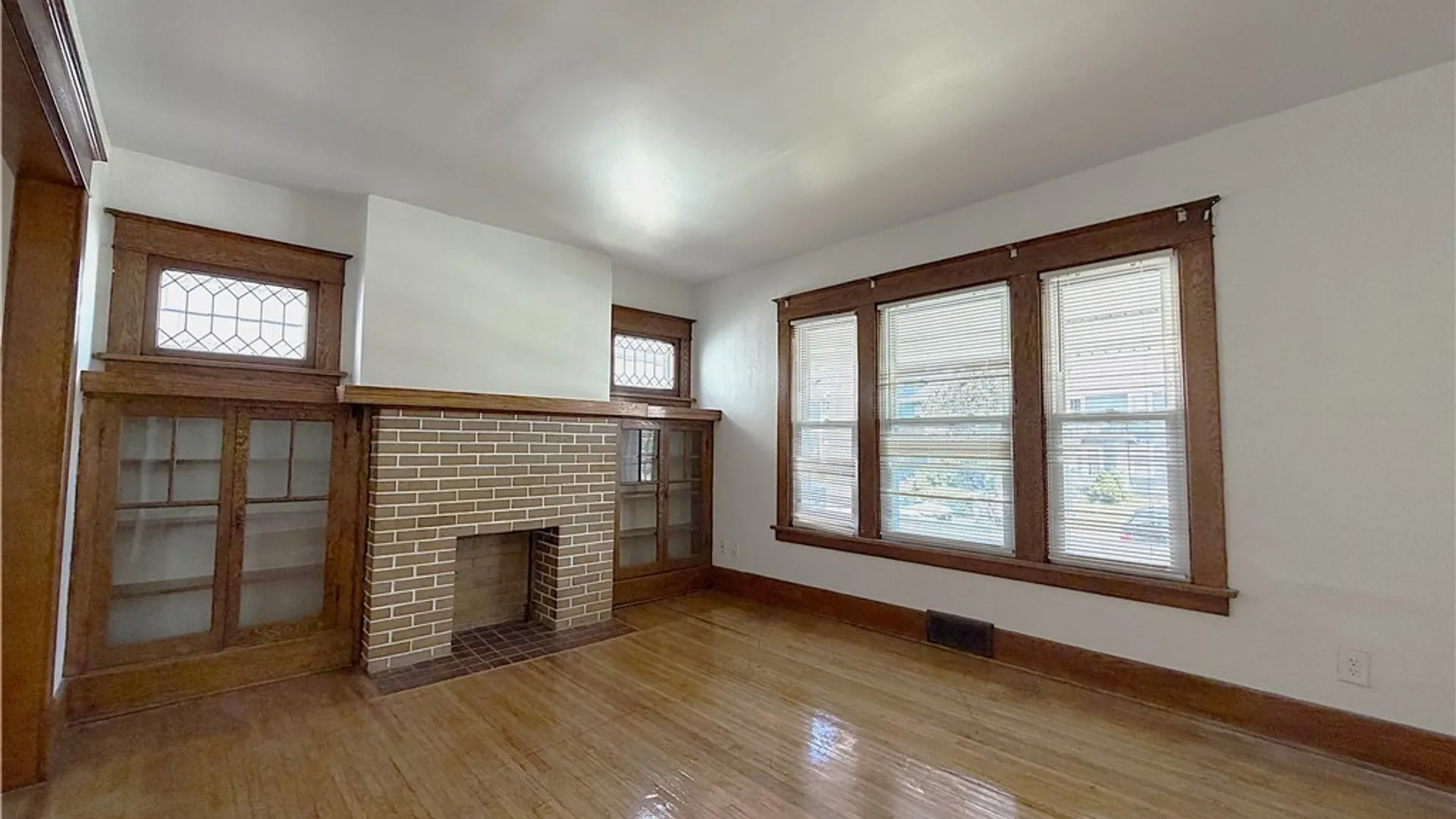 Property at 110 Commonwealth Avenue, Buffalo, NY 14216 6