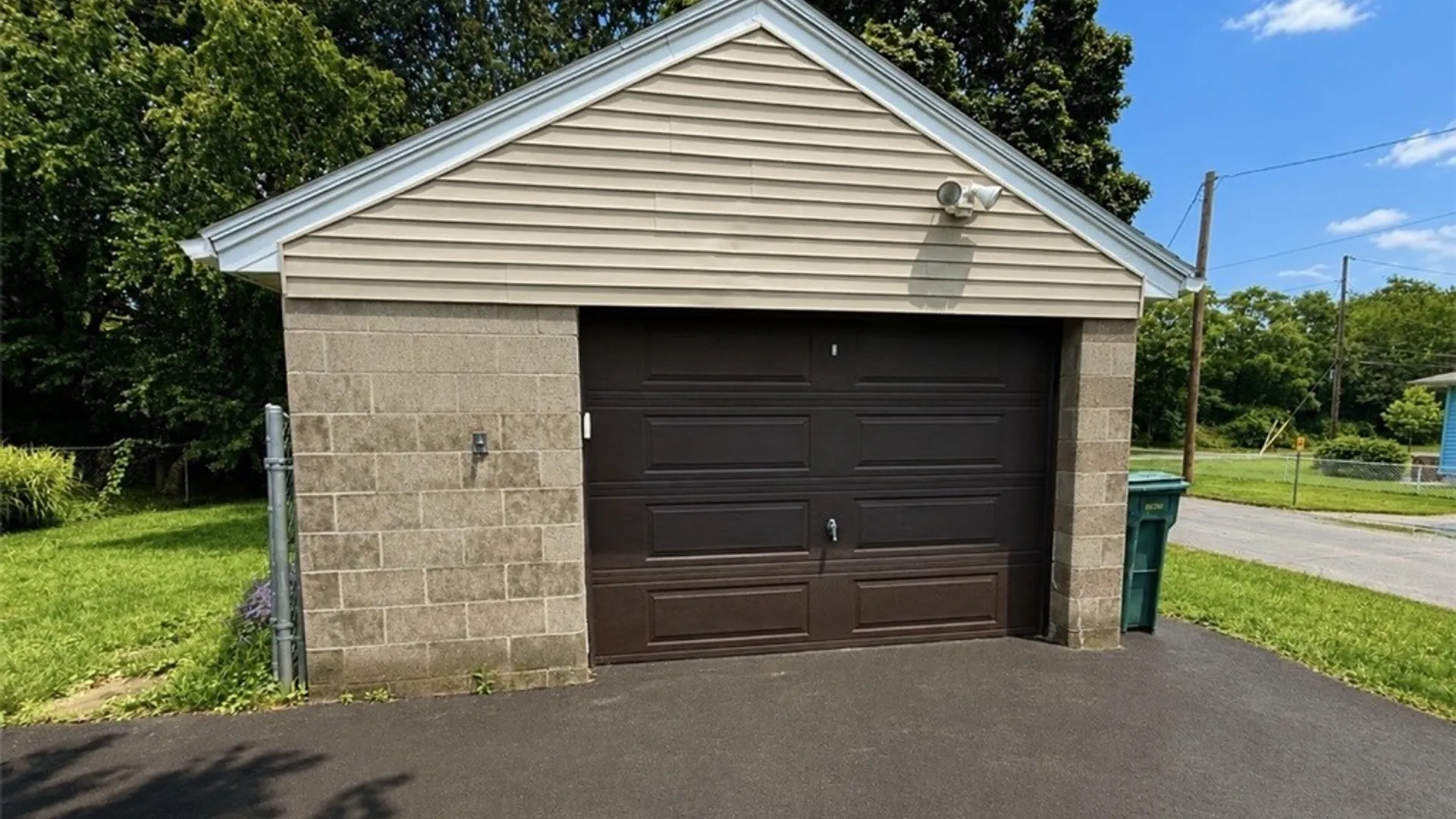 Property at 4 Bradfield st, Rochester, NY 14611 3