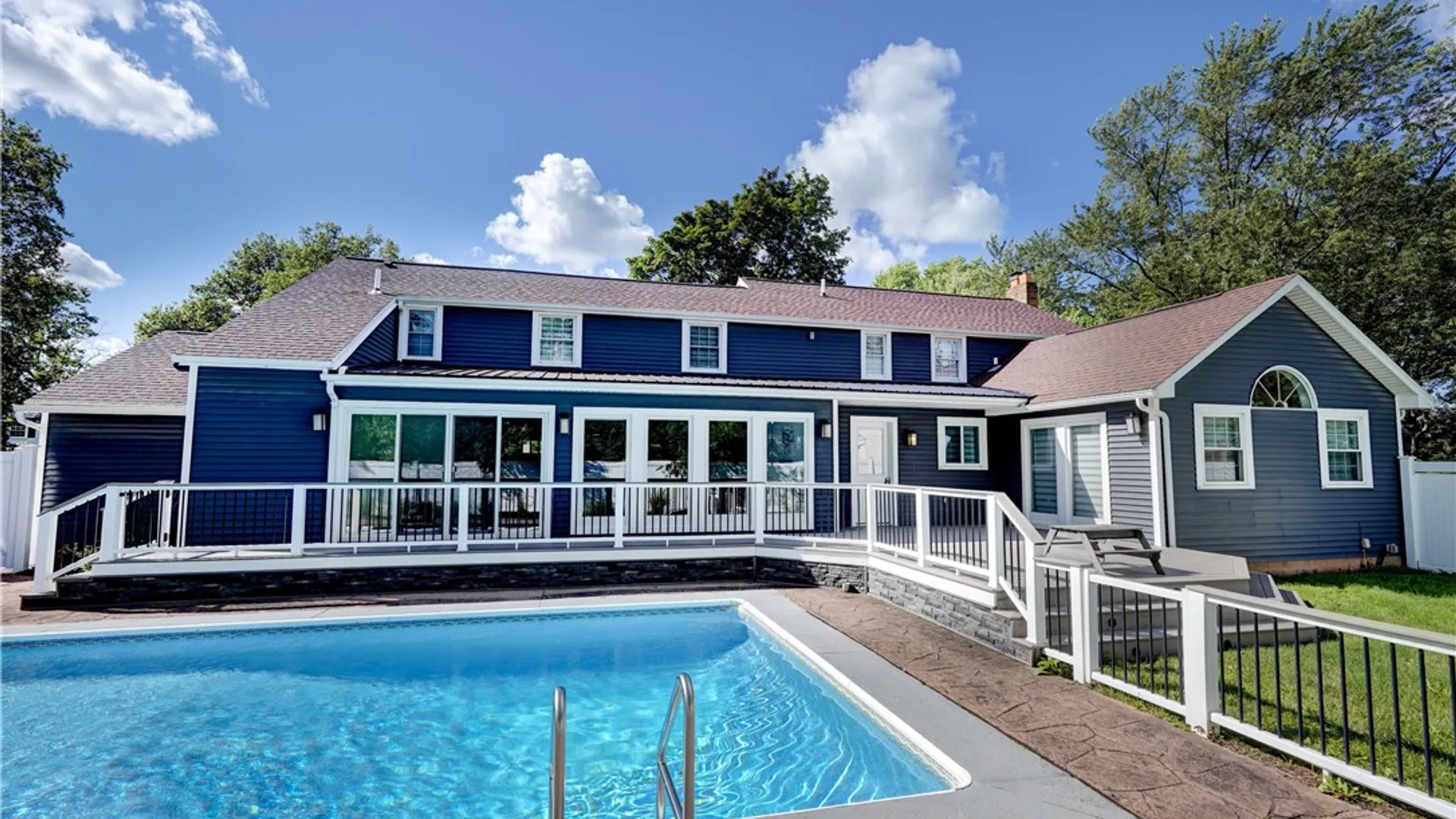 Property at 10 Hunters Lane, Brighton, NY 14618 7