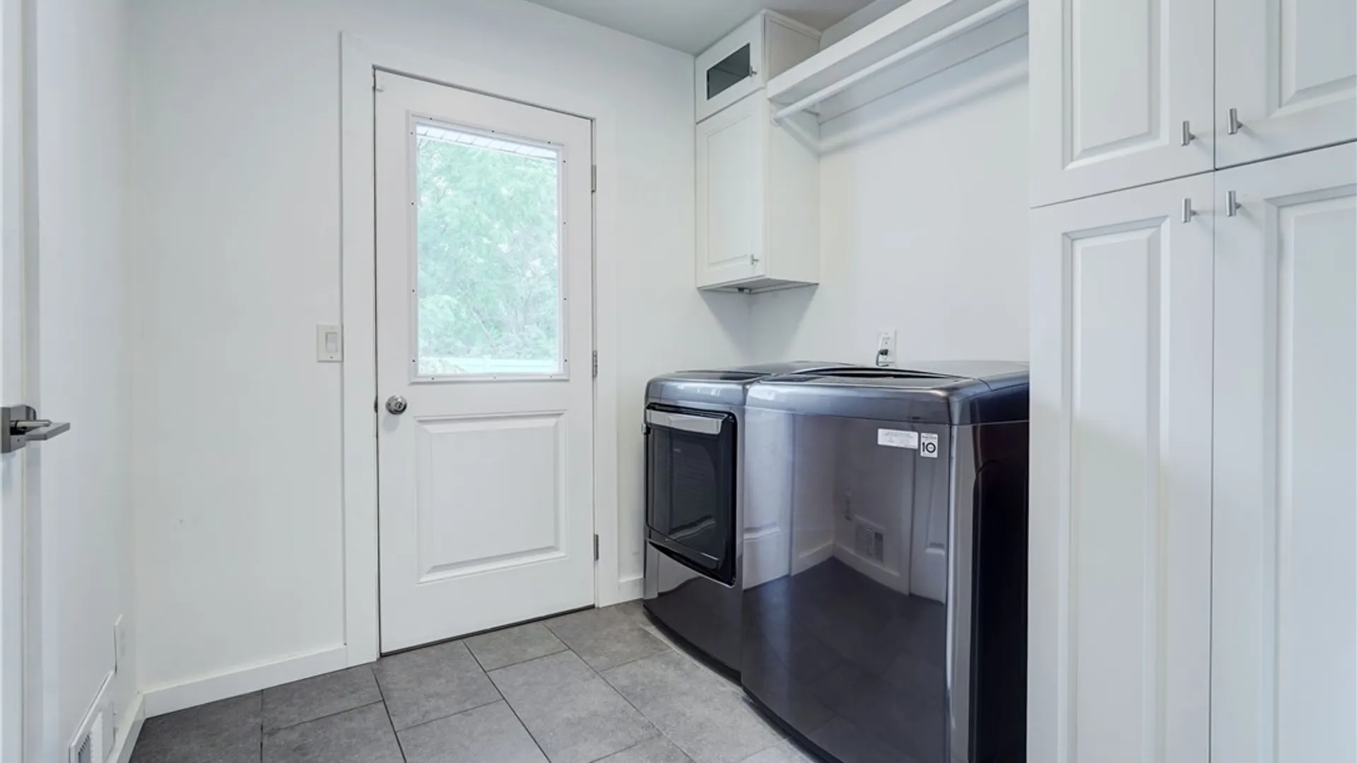 Property at 10 Hunters Lane, Brighton, NY 14618 33