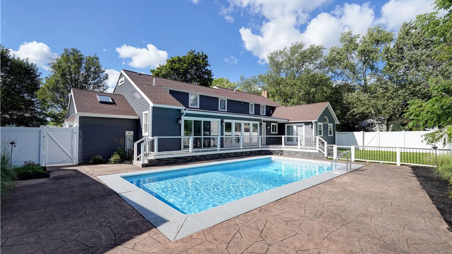Property at 10 Hunters Lane, Brighton, NY 14618 47