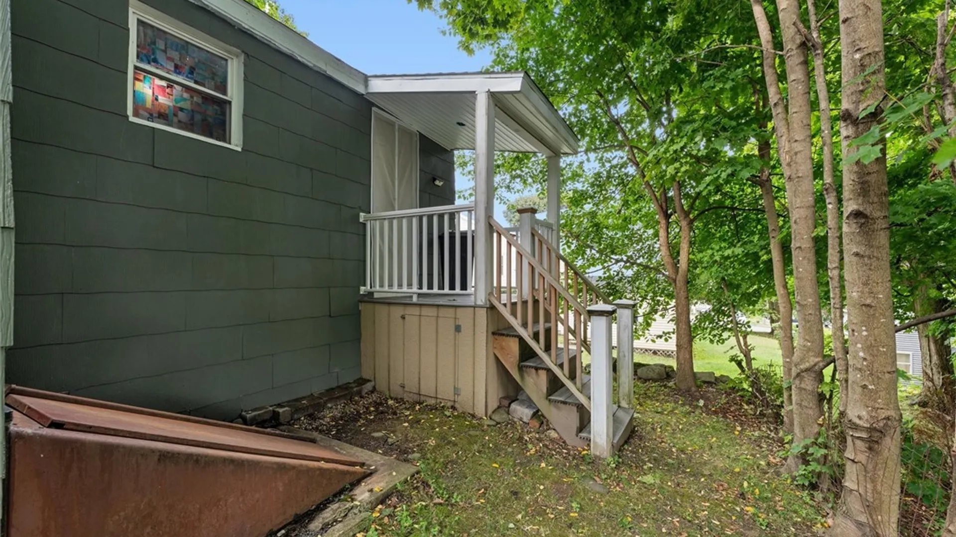 Property at 88 E 8th Street, Oswego, NY 13126 4