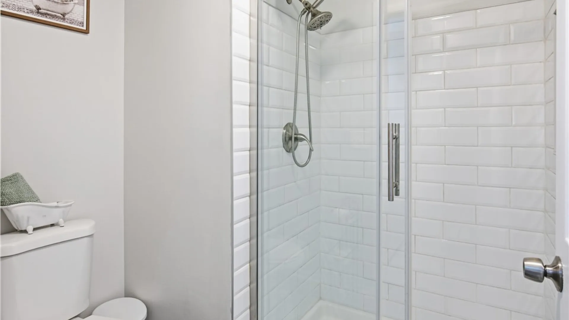 Property at 233 Round Pond Lane, Greece, NY 14626 22